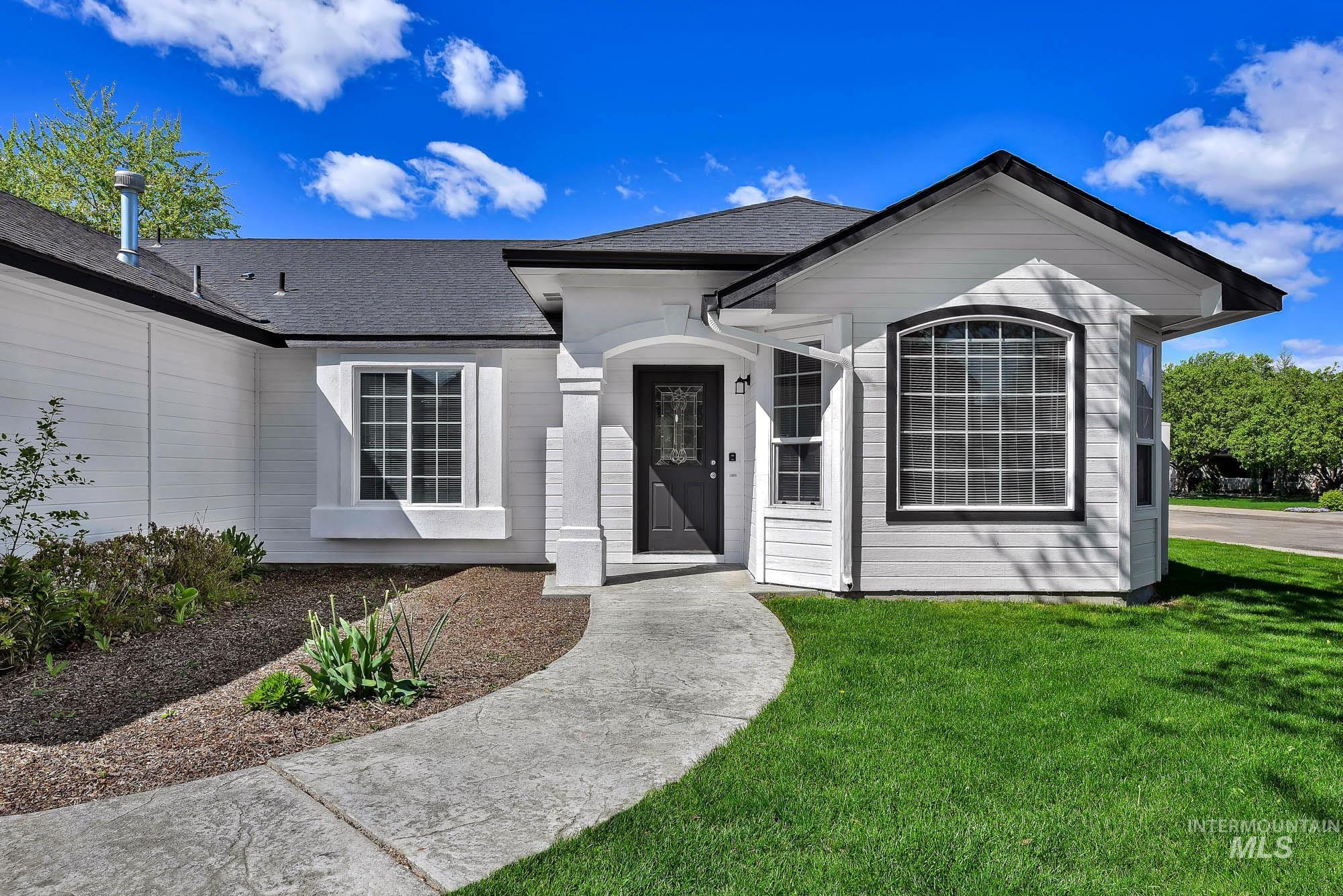 3030 W Ditch Creek St, Meridian, Idaho 83646, 3 Bedrooms, 2 Bathrooms, Residential For Sale, Price $449,000,MLS 98984134