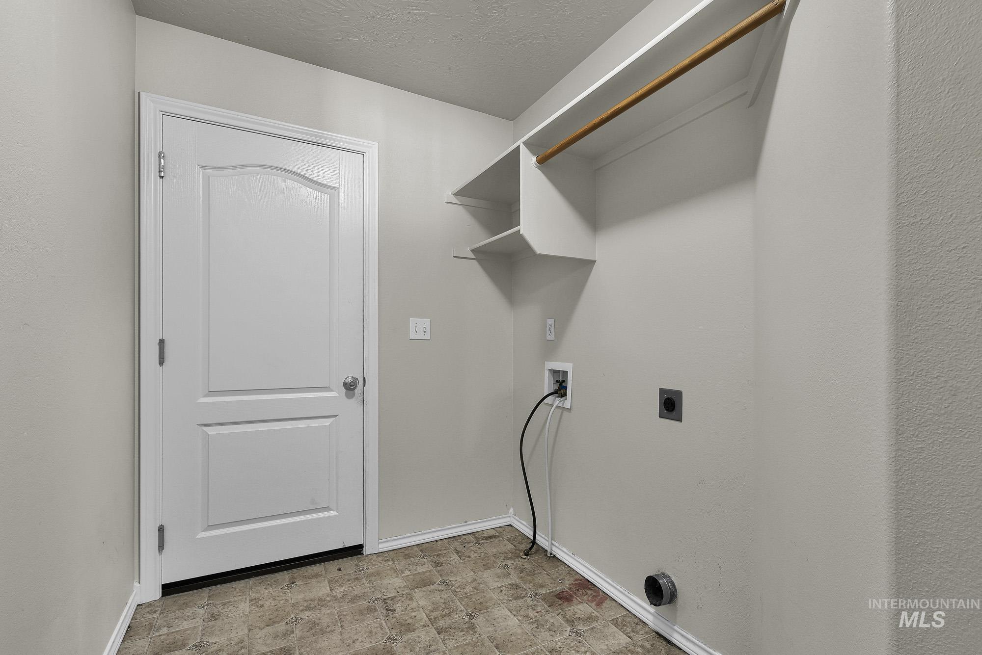 3030 W Ditch Creek St, Meridian, Idaho 83646, 3 Bedrooms, 2 Bathrooms, Residential For Sale, Price $449,000,MLS 98984134