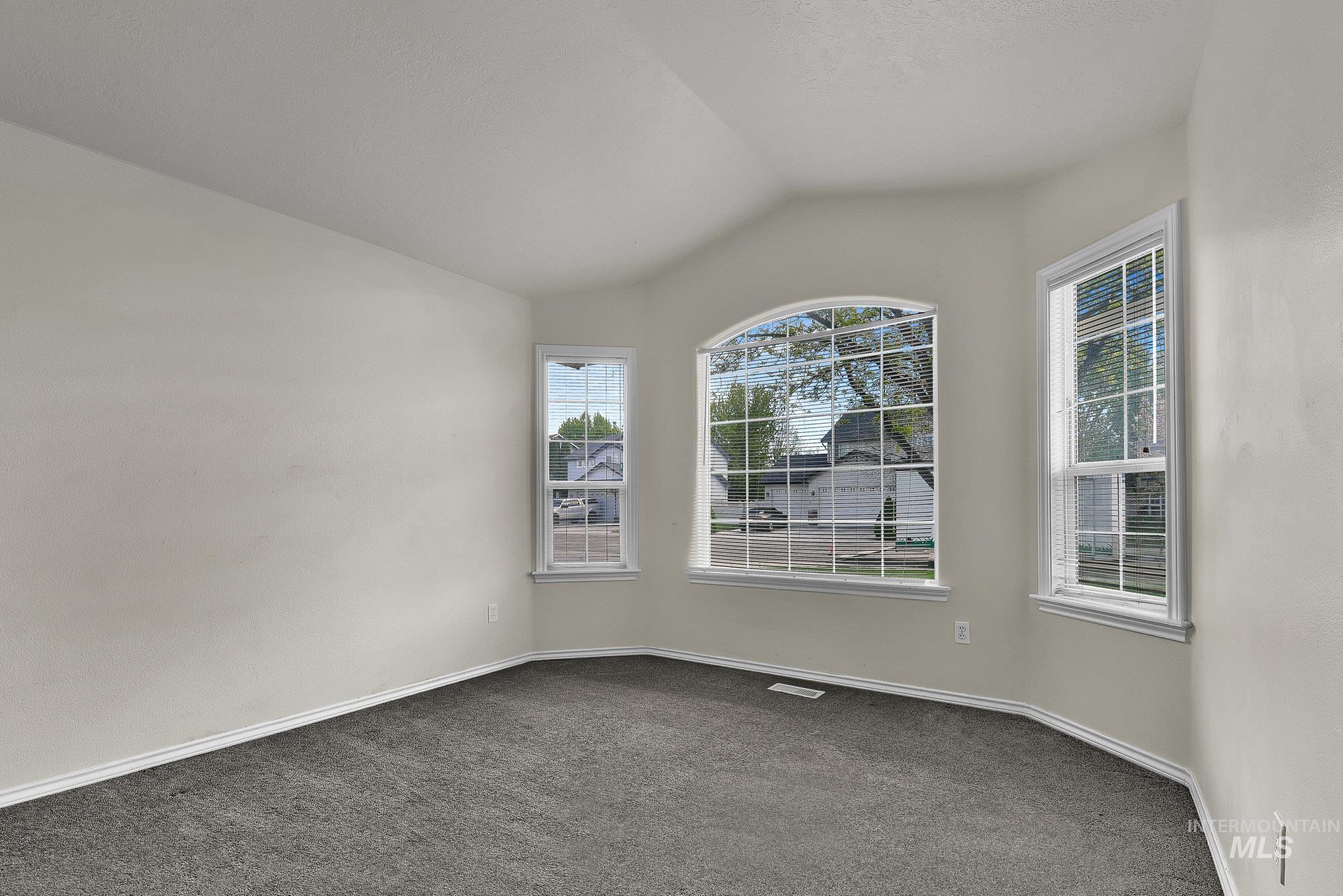3030 W Ditch Creek St, Meridian, Idaho 83646, 3 Bedrooms, 2 Bathrooms, Residential For Sale, Price $449,000,MLS 98984134