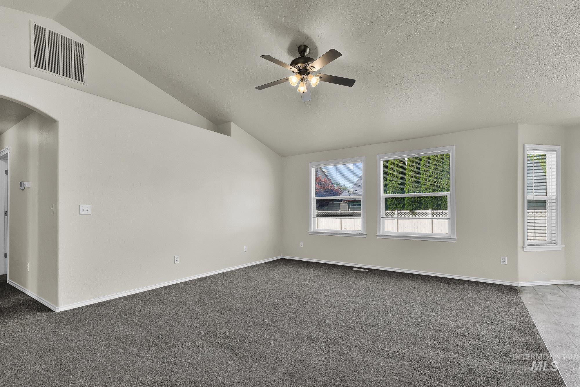 3030 W Ditch Creek St, Meridian, Idaho 83646, 3 Bedrooms, 2 Bathrooms, Residential For Sale, Price $449,000,MLS 98984134