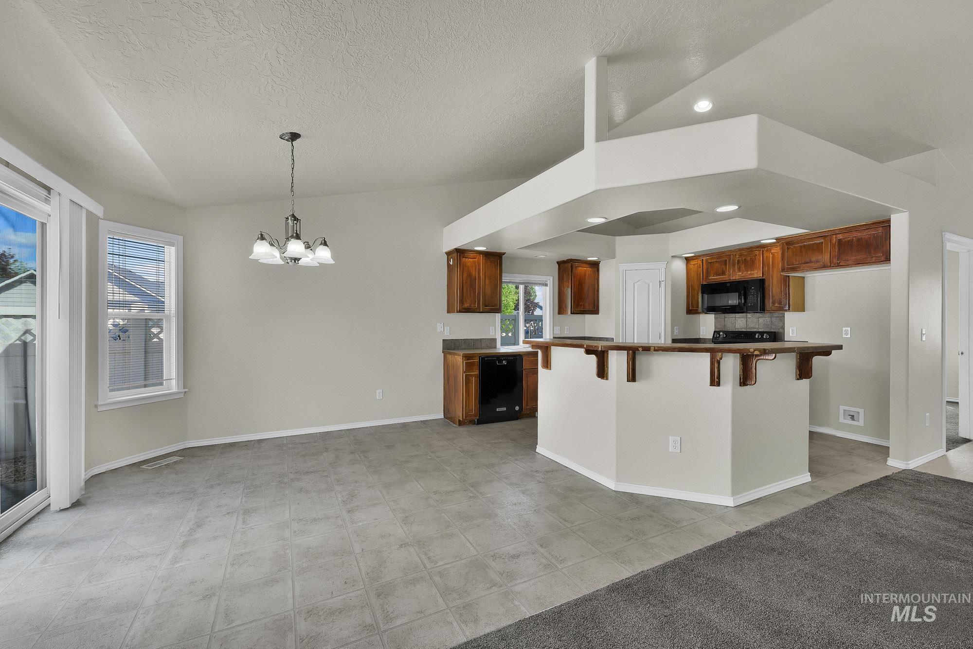 3030 W Ditch Creek St, Meridian, Idaho 83646, 3 Bedrooms, 2 Bathrooms, Residential For Sale, Price $449,000,MLS 98984134