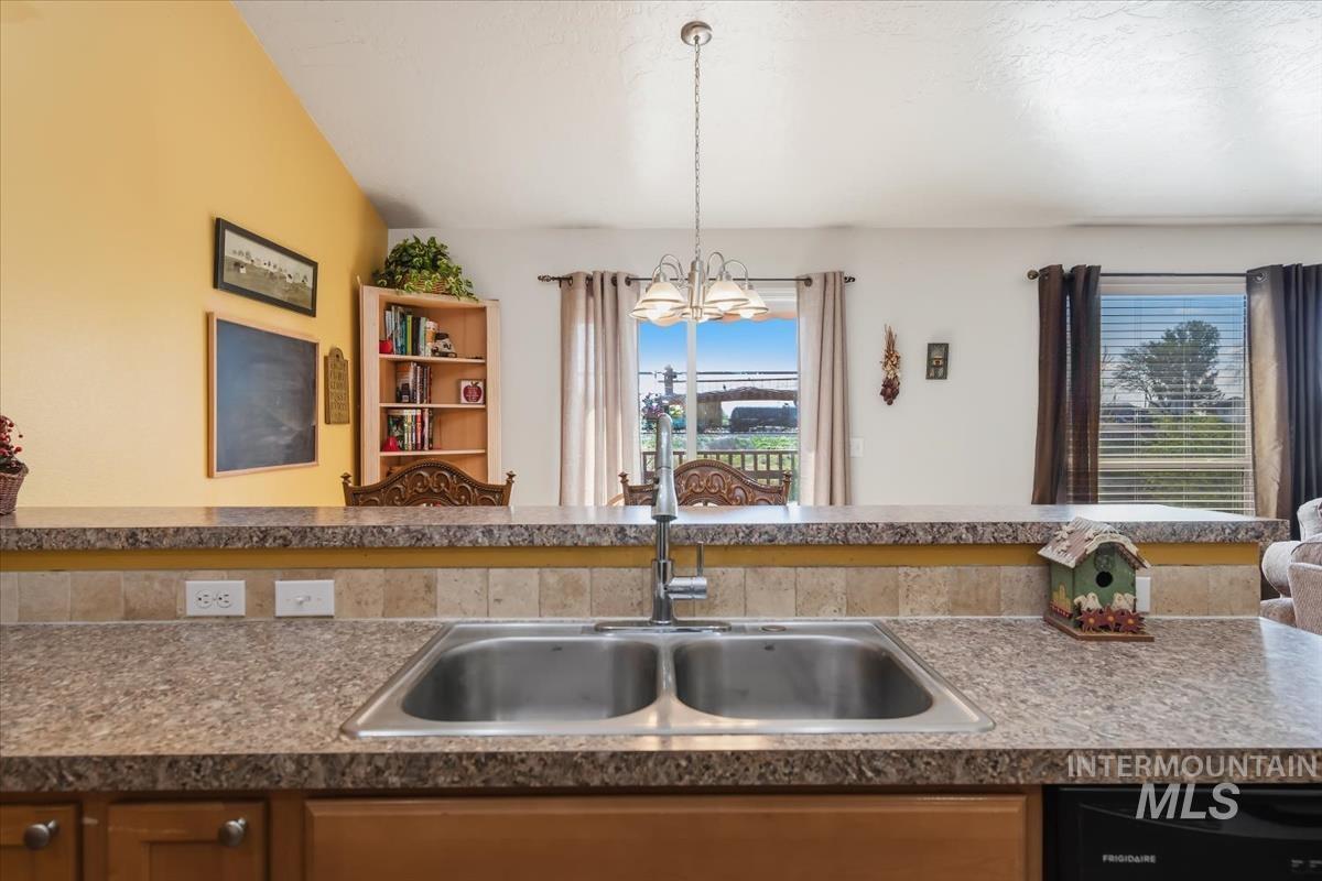 2281 N Thistle Dr, Kuna, Idaho 83634, 5 Bedrooms, 3 Bathrooms, Residential For Sale, Price $579,000, 98984135