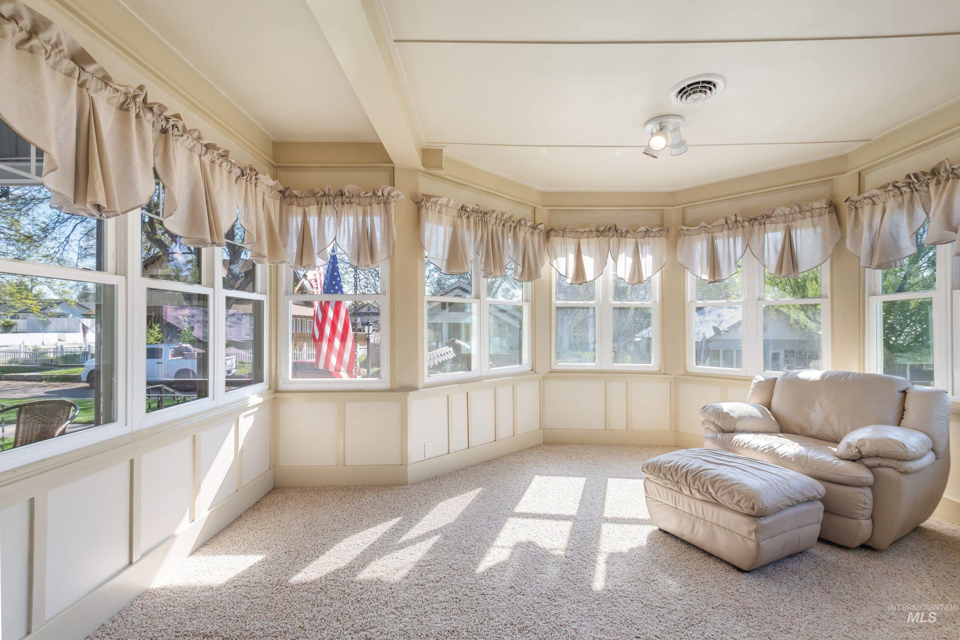 509 N 5th St, Parma, Idaho 83660, 4 Bedrooms, 2 Bathrooms, Residential For Sale, Price $530,000, 98984139
