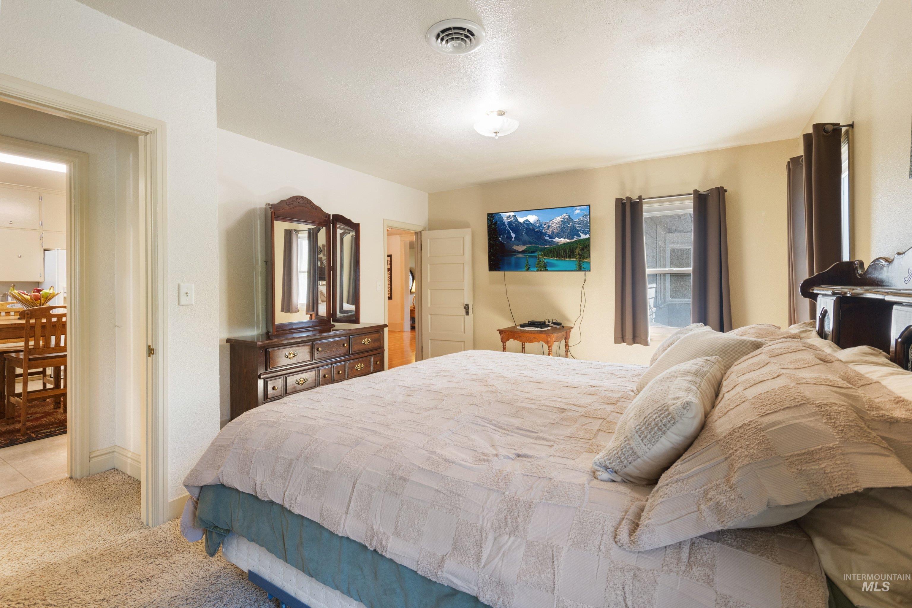 509 N 5th St, Parma, Idaho 83660, 4 Bedrooms, 2 Bathrooms, Residential For Sale, Price $530,000, 98984139