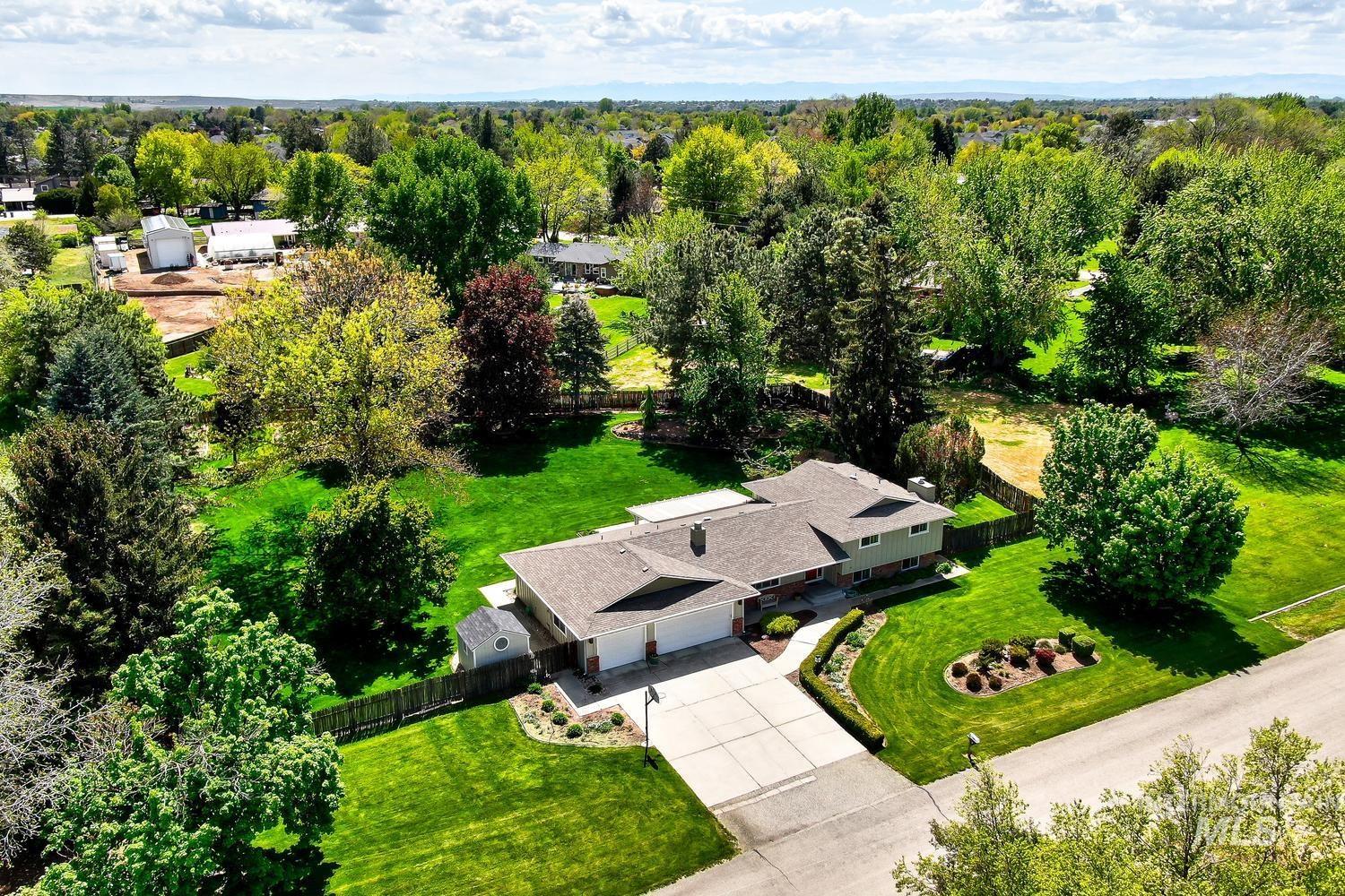 9105 W Aquarius Street, Boise, Idaho 83709, 4 Bedrooms, 3 Bathrooms, Residential For Sale, Price $850,000, 98984141