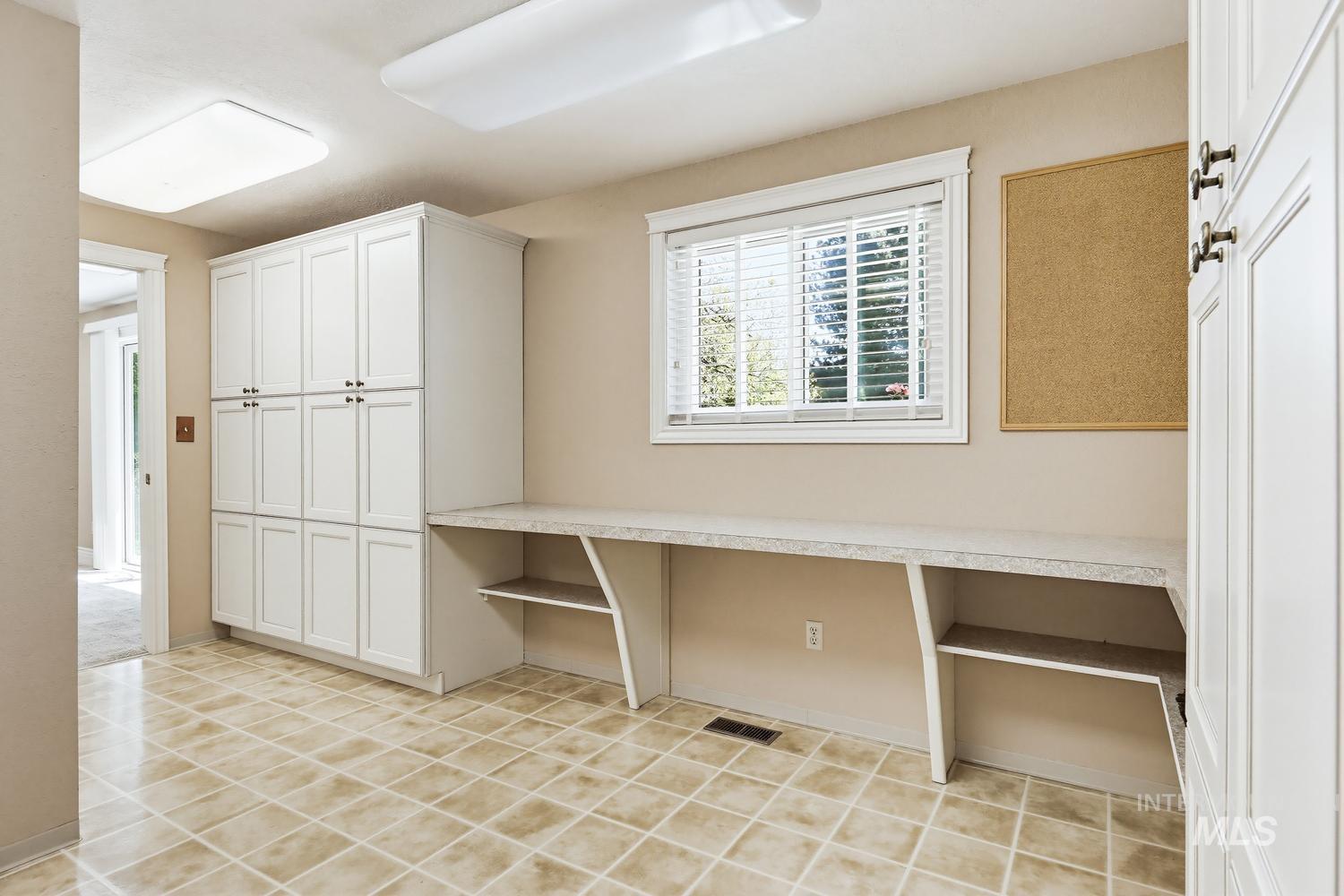 9105 W Aquarius Street, Boise, Idaho 83709, 4 Bedrooms, 3 Bathrooms, Residential For Sale, Price $850,000, 98984141