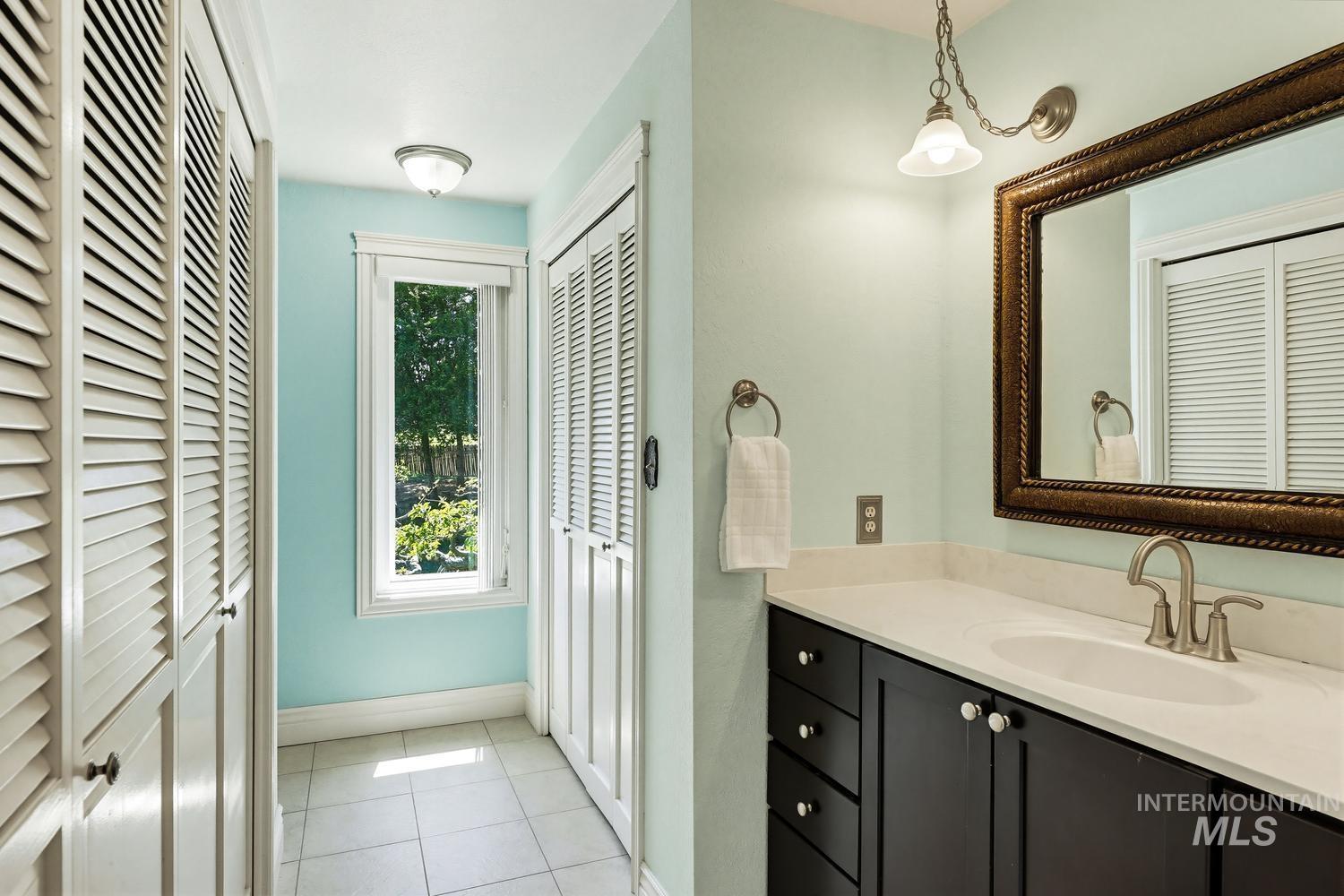 9105 W Aquarius Street, Boise, Idaho 83709, 4 Bedrooms, 3 Bathrooms, Residential For Sale, Price $850,000, 98984141