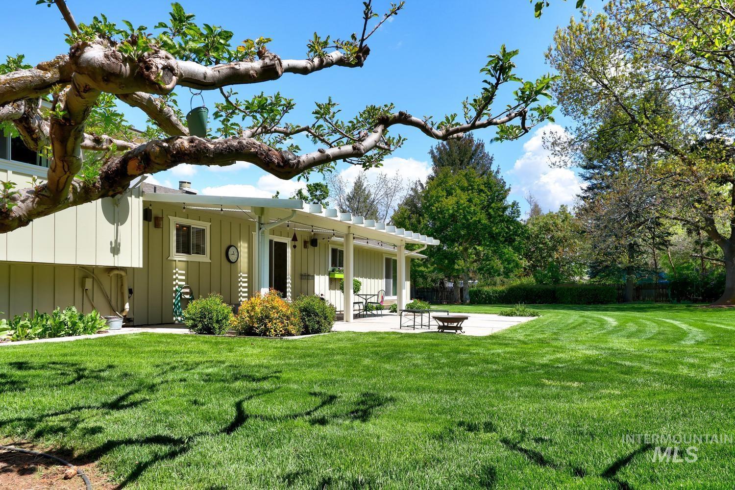 9105 W Aquarius Street, Boise, Idaho 83709, 4 Bedrooms, 3 Bathrooms, Residential For Sale, Price $850,000, 98984141