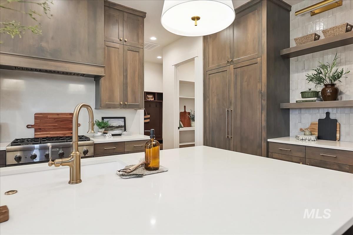 7114 W Newton St., Eagle, Idaho 83616, 3 Bedrooms, 3 Bathrooms, Residential For Sale, Price $929,880, 98984142