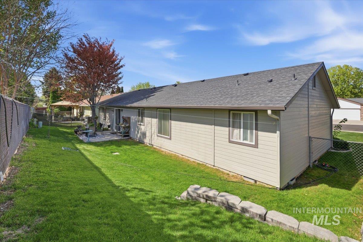 606 N Sterling St, Nampa, Idaho 83651, 3 Bedrooms, 2 Bathrooms, Residential For Sale, Price $316,000, 98984146