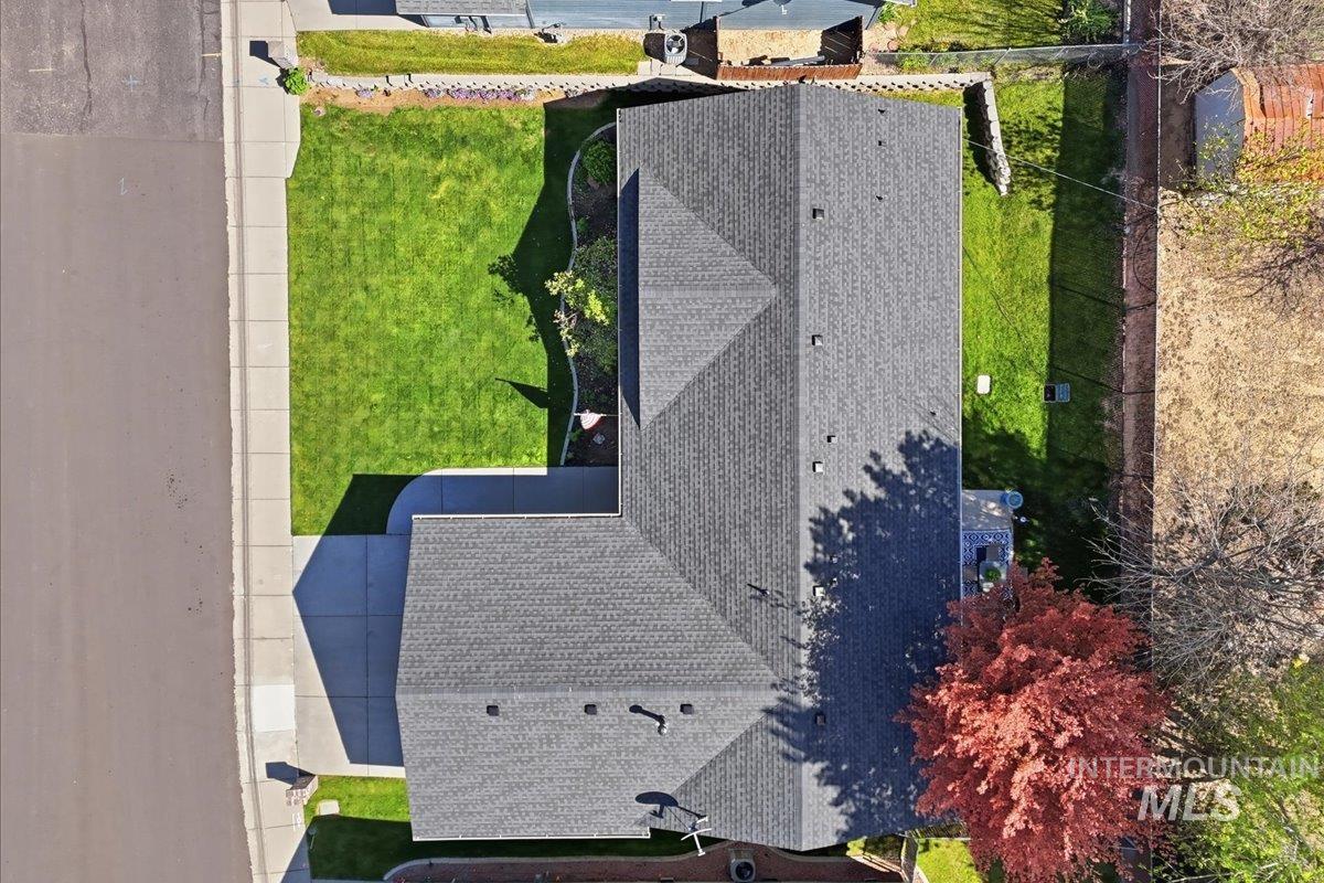 606 N Sterling St, Nampa, Idaho 83651, 3 Bedrooms, 2 Bathrooms, Residential For Sale, Price $316,000, 98984146