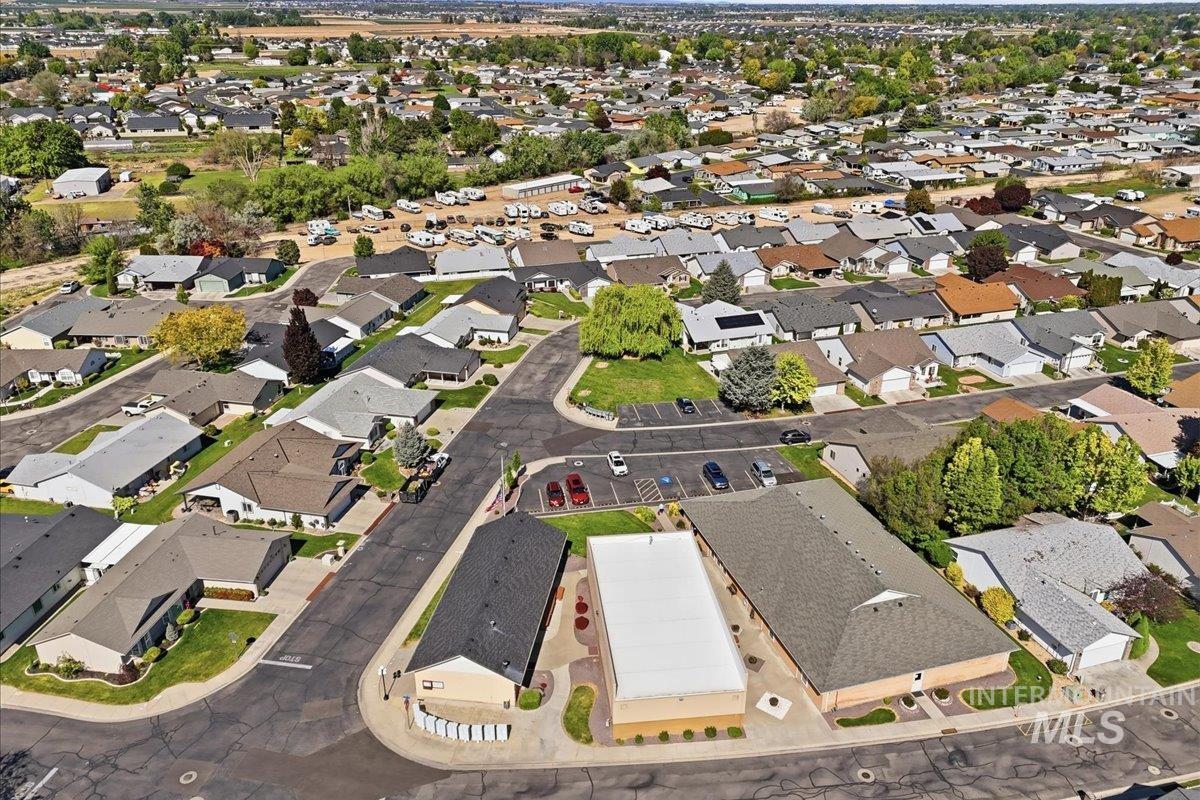 606 N Sterling St, Nampa, Idaho 83651, 3 Bedrooms, 2 Bathrooms, Residential For Sale, Price $316,000, 98984146