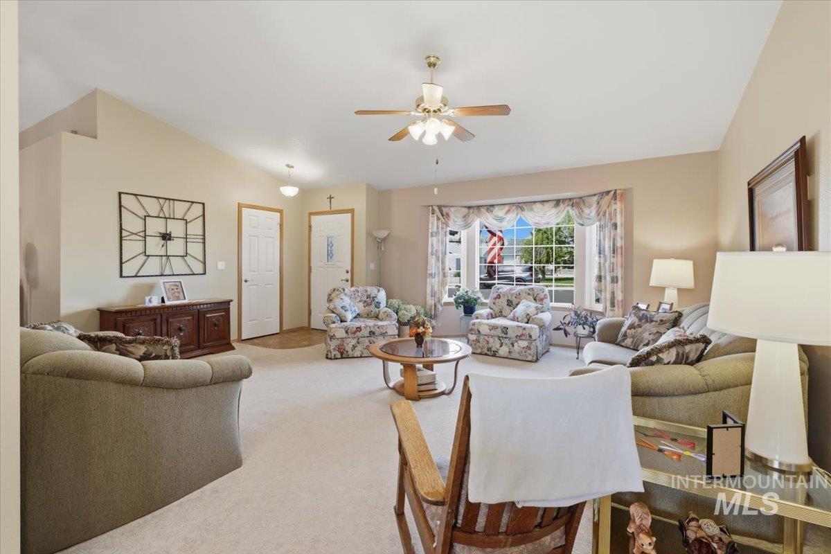 606 N Sterling St, Nampa, Idaho 83651, 3 Bedrooms, 2 Bathrooms, Residential For Sale, Price $316,000, 98984146