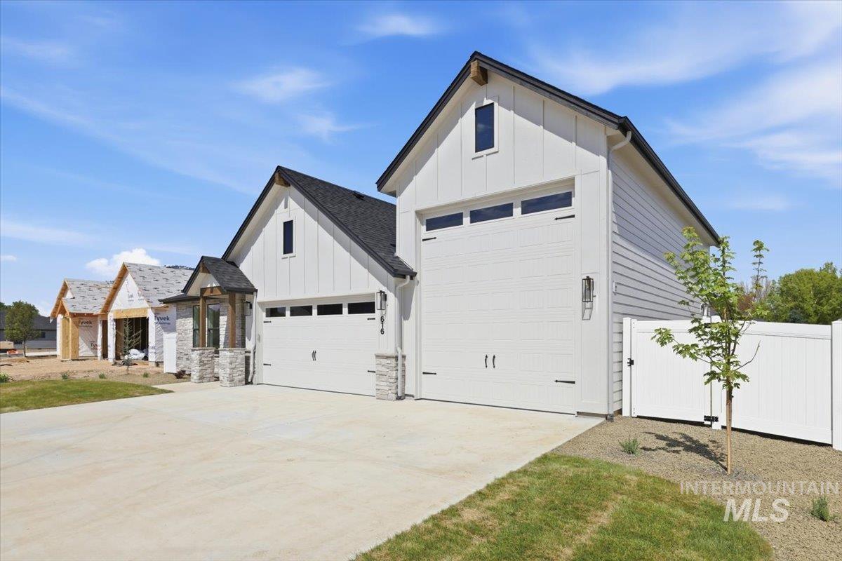 616 W Millstone St, Middleton, Idaho 83644, 3 Bedrooms, 2.5 Bathrooms, Residential For Sale, Price $659,900, 98984147