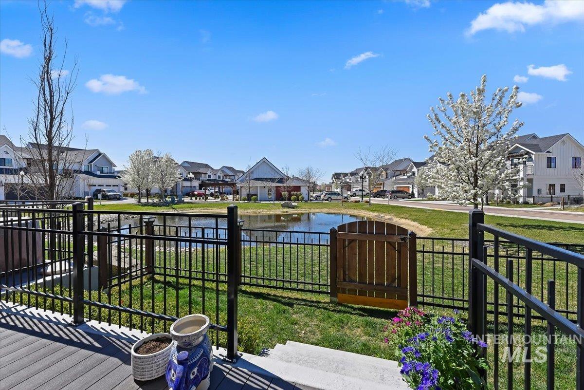 6639 N Asissi Ln, Meridian, Idaho 83646, 3 Bedrooms, 2.5 Bathrooms, Residential For Sale, Price $660,000,MLS 98984151