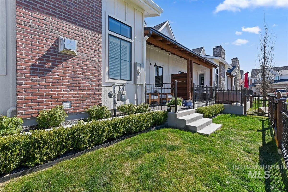 6639 N Asissi Ln, Meridian, Idaho 83646, 3 Bedrooms, 2.5 Bathrooms, Residential For Sale, Price $660,000,MLS 98984151