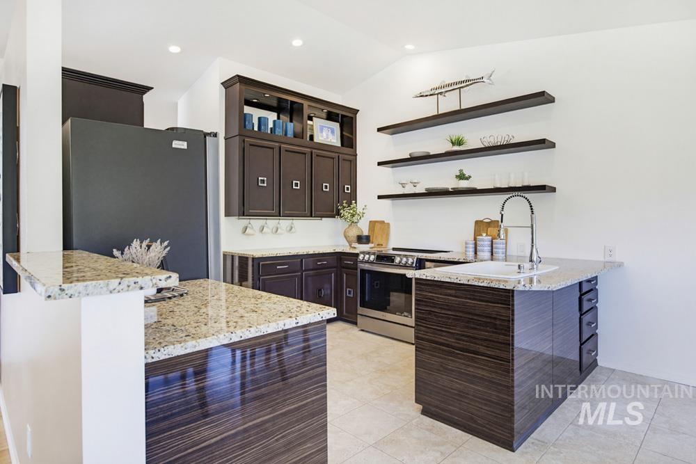 9139 W Covey Hill Ct, Boise, Idaho 83709, 4 Bedrooms, 3 Bathrooms, Residential For Sale, Price $550,000,MLS 98984152