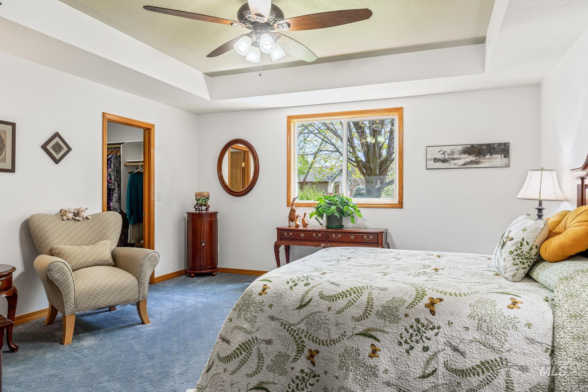 2703 E Ridgedale Place, Eagle, Idaho 83616, 3 Bedrooms, 2.5 Bathrooms, Residential For Sale, Price $625,000, 98984160