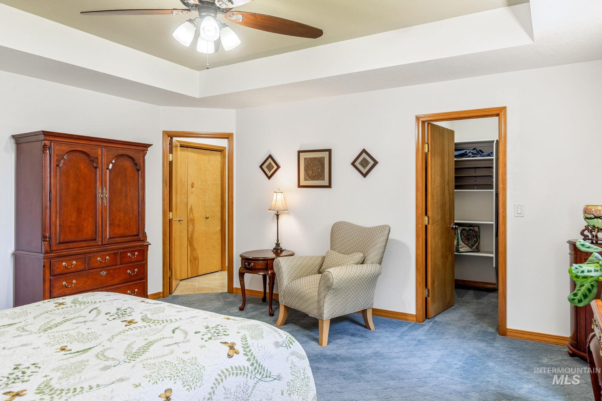 2703 E Ridgedale Place, Eagle, Idaho 83616, 3 Bedrooms, 2.5 Bathrooms, Residential For Sale, Price $625,000, 98984160