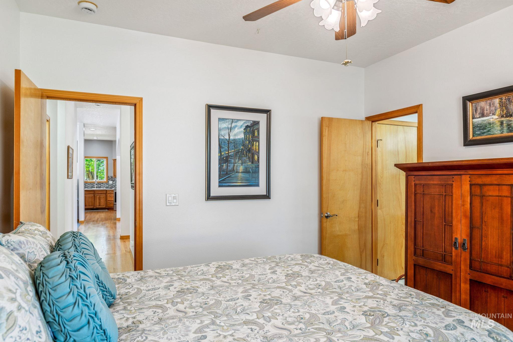 2703 E Ridgedale Place, Eagle, Idaho 83616, 3 Bedrooms, 2.5 Bathrooms, Residential For Sale, Price $625,000, 98984160