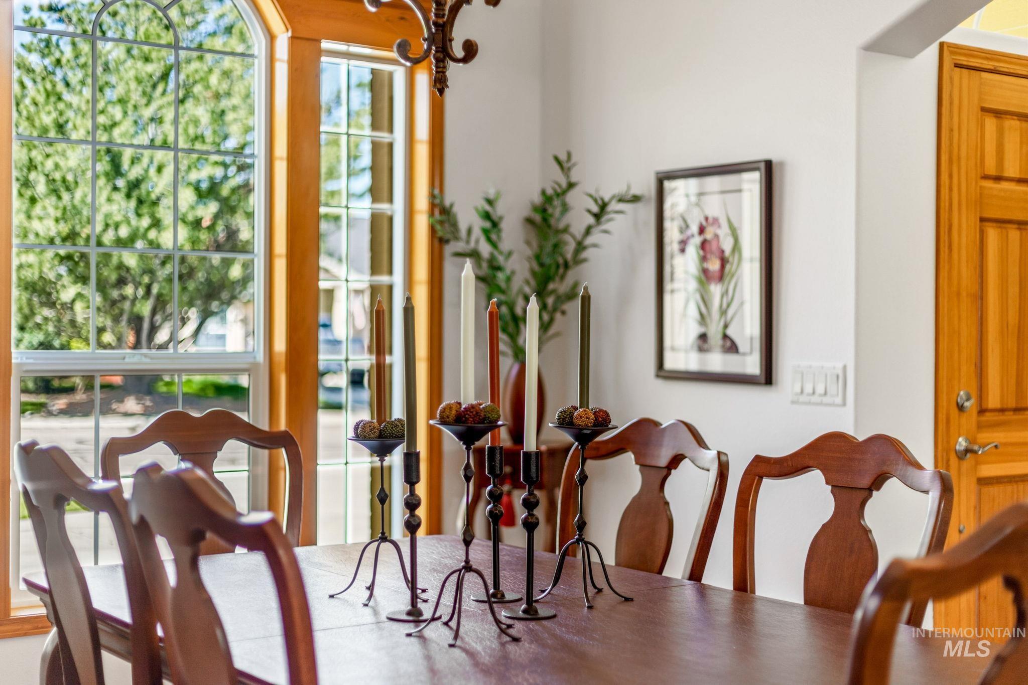 2703 E Ridgedale Place, Eagle, Idaho 83616, 3 Bedrooms, 2.5 Bathrooms, Residential For Sale, Price $625,000, 98984160