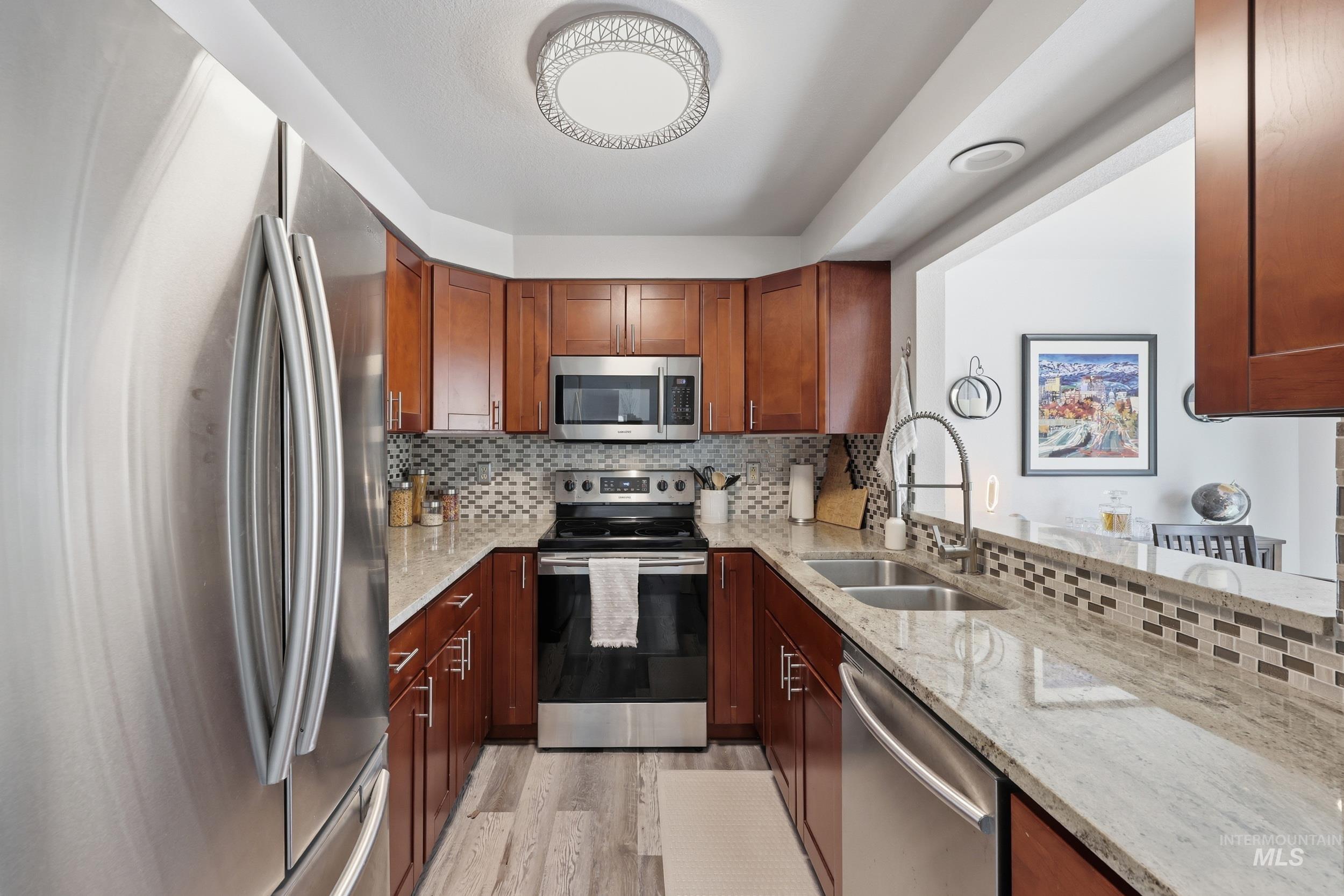 8453 Cascade Ln, Boise, Idaho 83704, 2 Bedrooms, 2.5 Bathrooms, Residential For Sale, Price $345,000, 98984161
