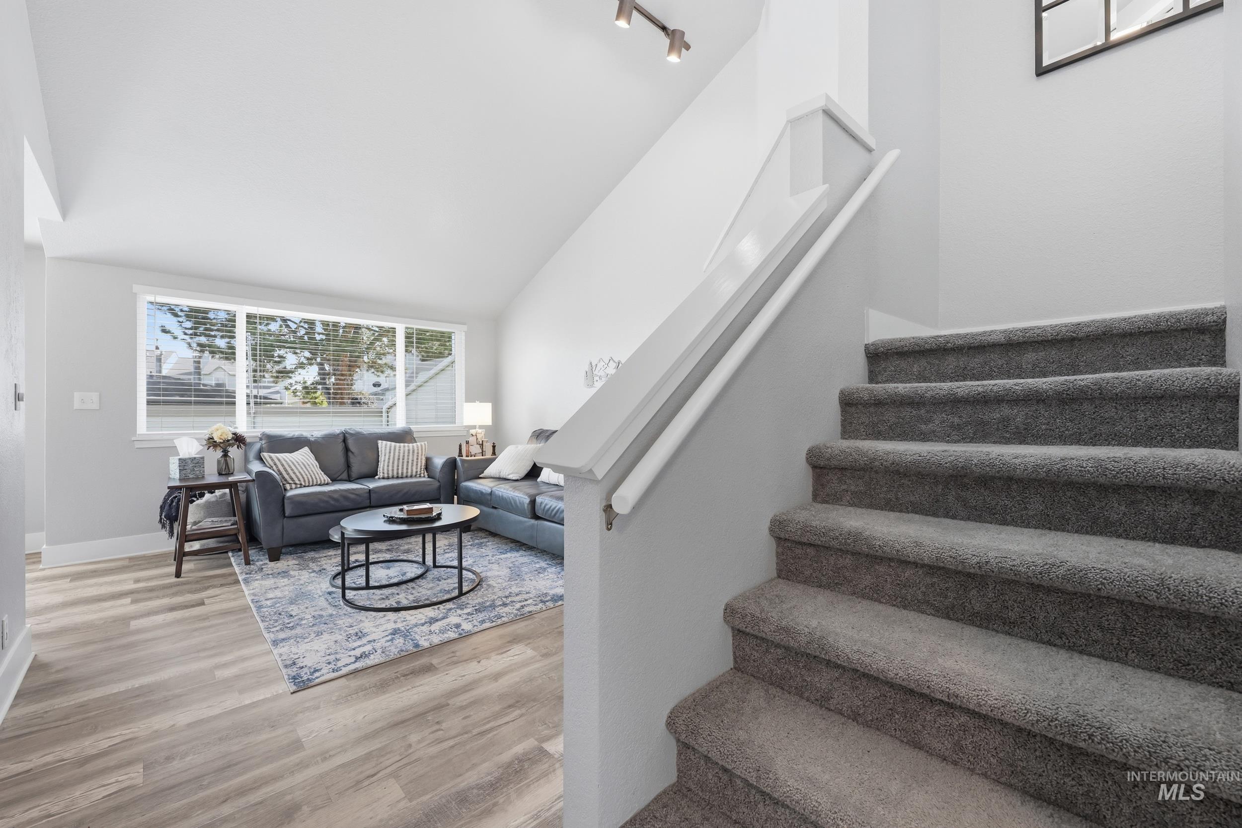 8453 Cascade Ln, Boise, Idaho 83704, 2 Bedrooms, 2.5 Bathrooms, Residential For Sale, Price $345,000, 98984161