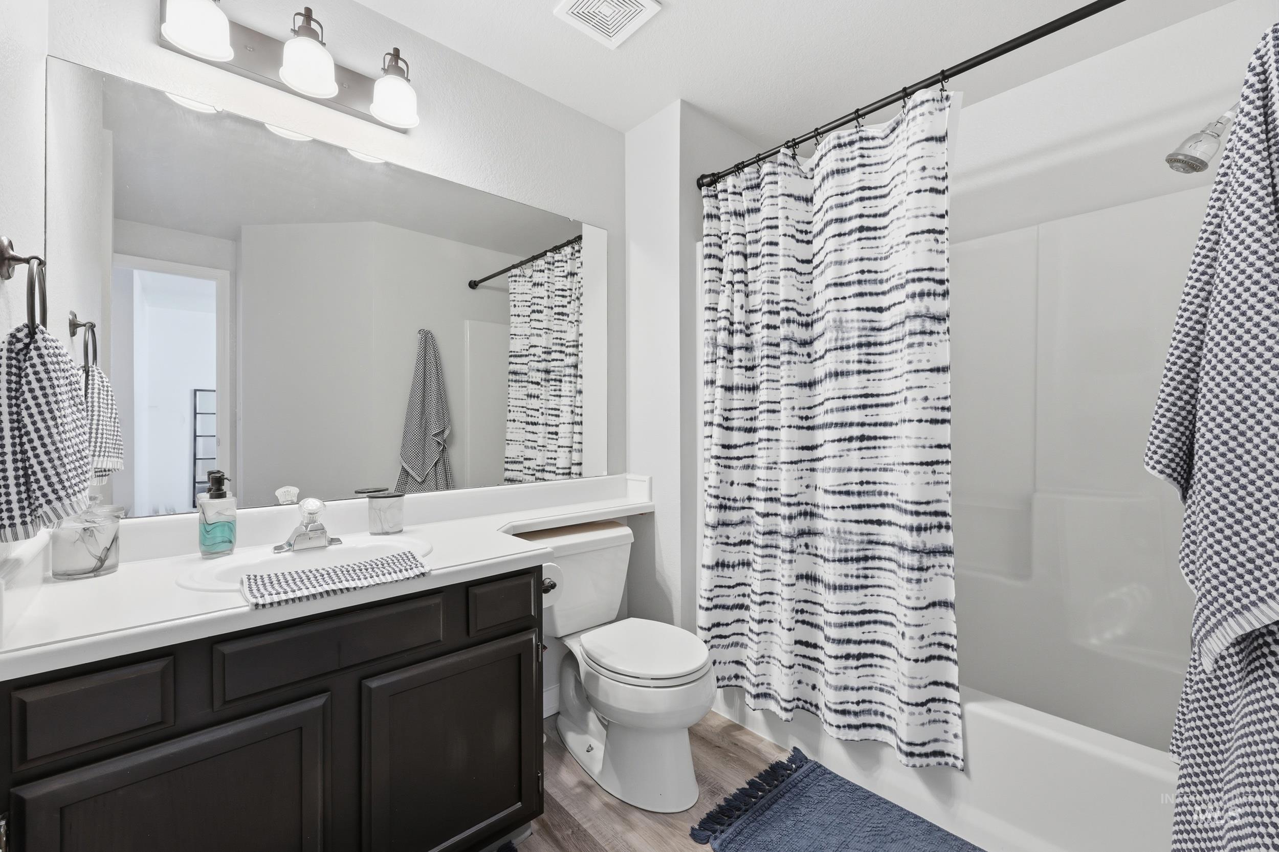 8453 Cascade Ln, Boise, Idaho 83704, 2 Bedrooms, 2.5 Bathrooms, Residential For Sale, Price $345,000, 98984161