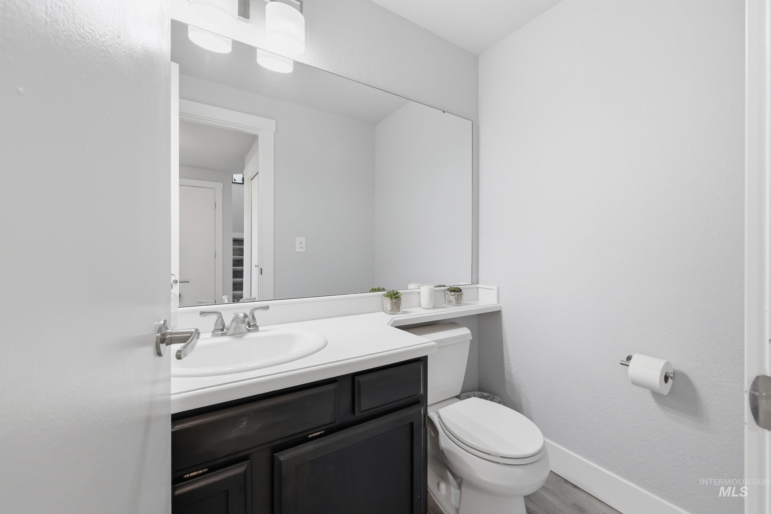 8453 Cascade, Boise, Idaho 83704, 2 Bedrooms, 7 Bathrooms, Residential For Sale, Price $345,000, 98984161