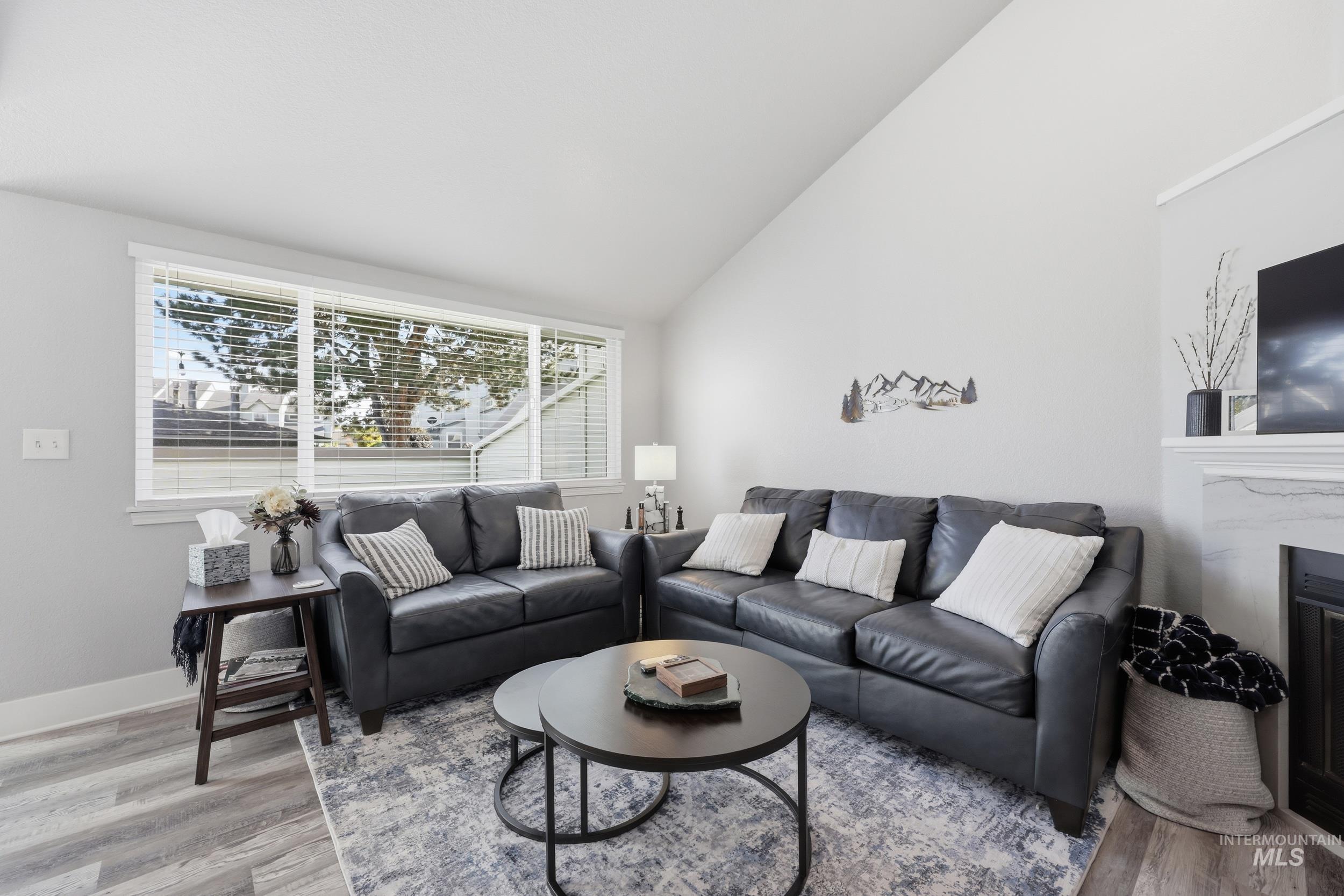 8453 Cascade, Boise, Idaho 83704, 2 Bedrooms, 7 Bathrooms, Residential For Sale, Price $345,000, 98984161