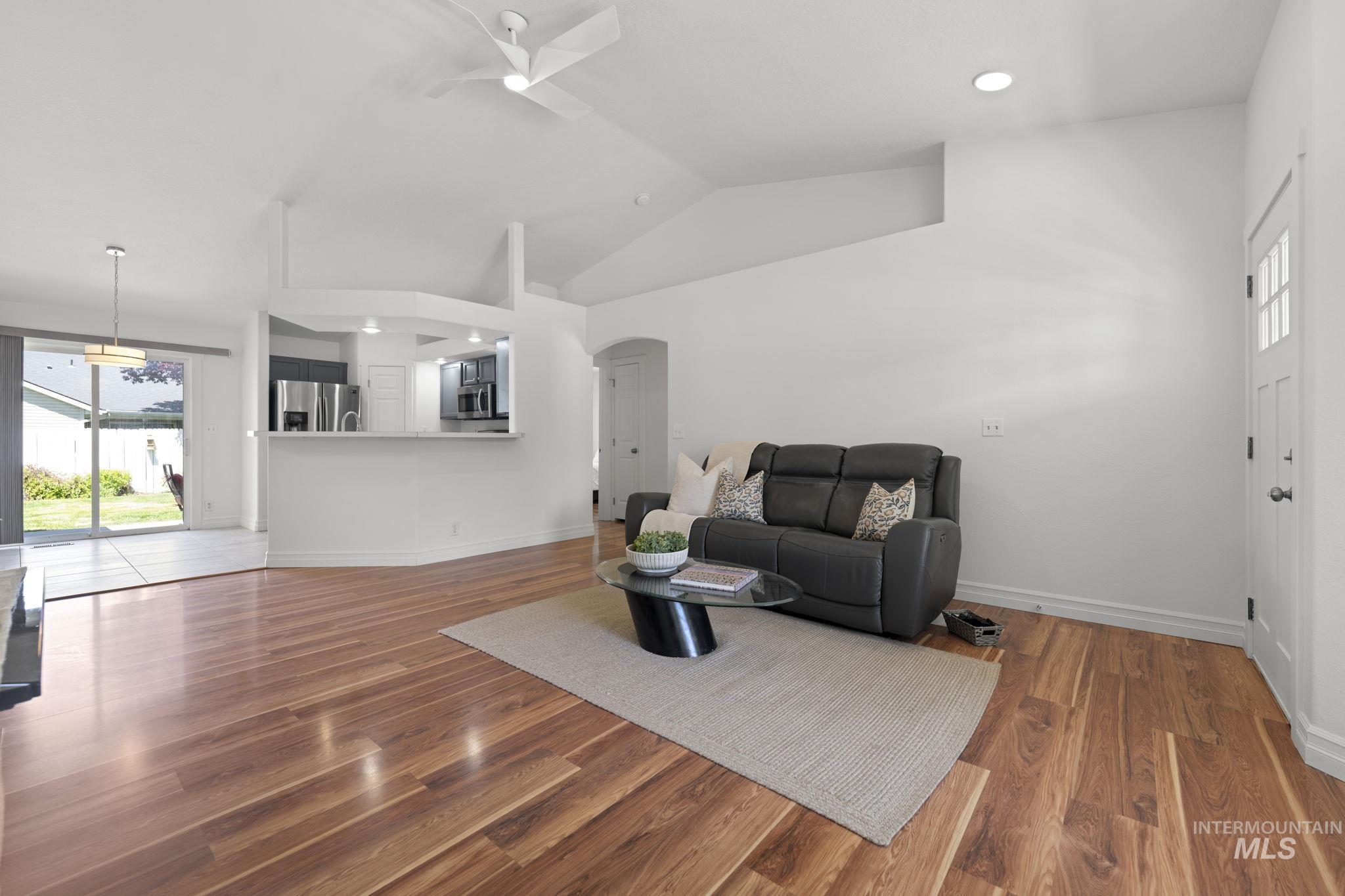 1510 E Sothesby St, Meridian, Idaho 83642, 3 Bedrooms, 2 Bathrooms, Residential For Sale, Price $380,000, 98984163