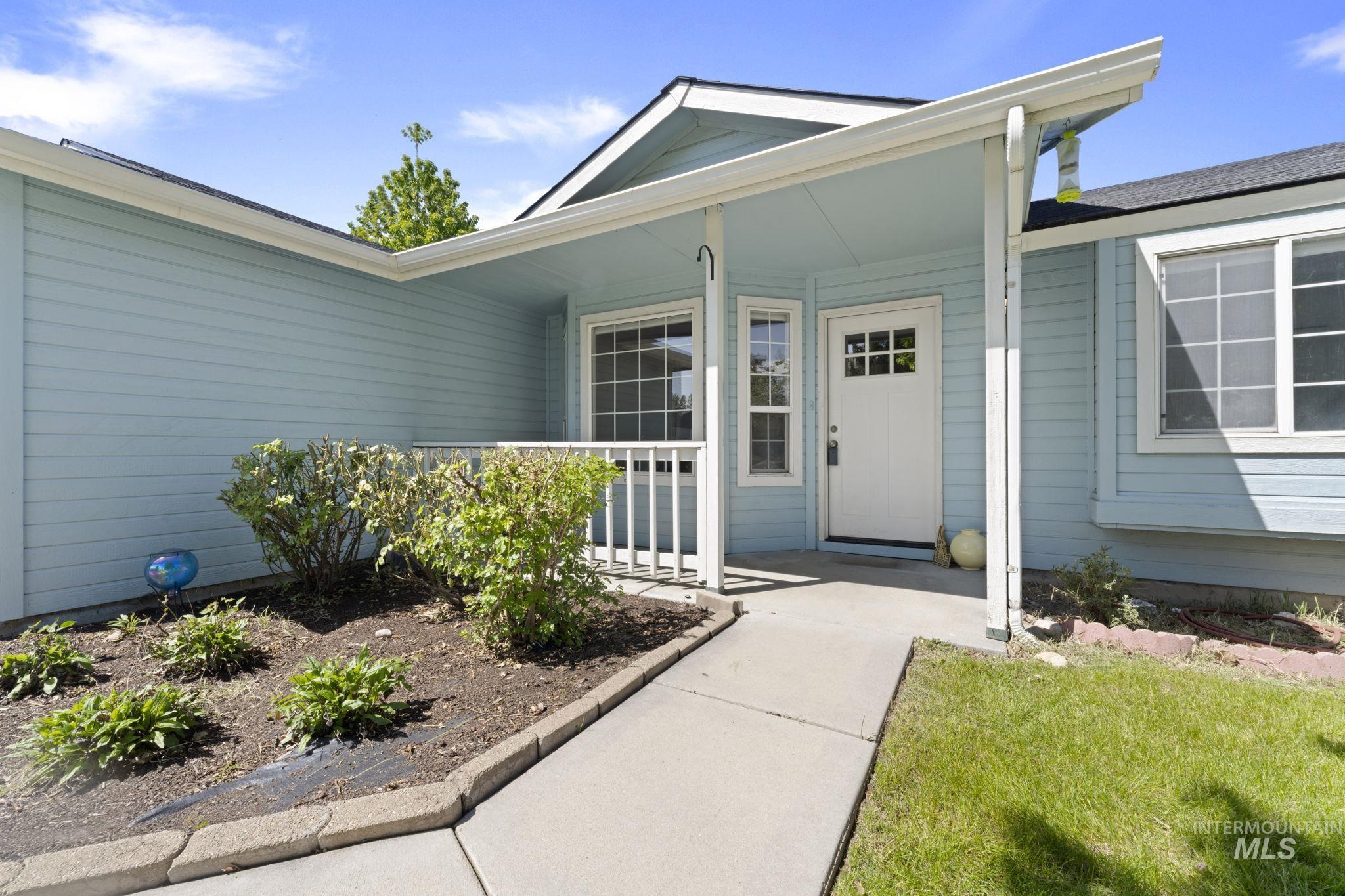 1510 E Sothesby St, Meridian, Idaho 83642, 3 Bedrooms, 2 Bathrooms, Residential For Sale, Price $380,000, 98984163