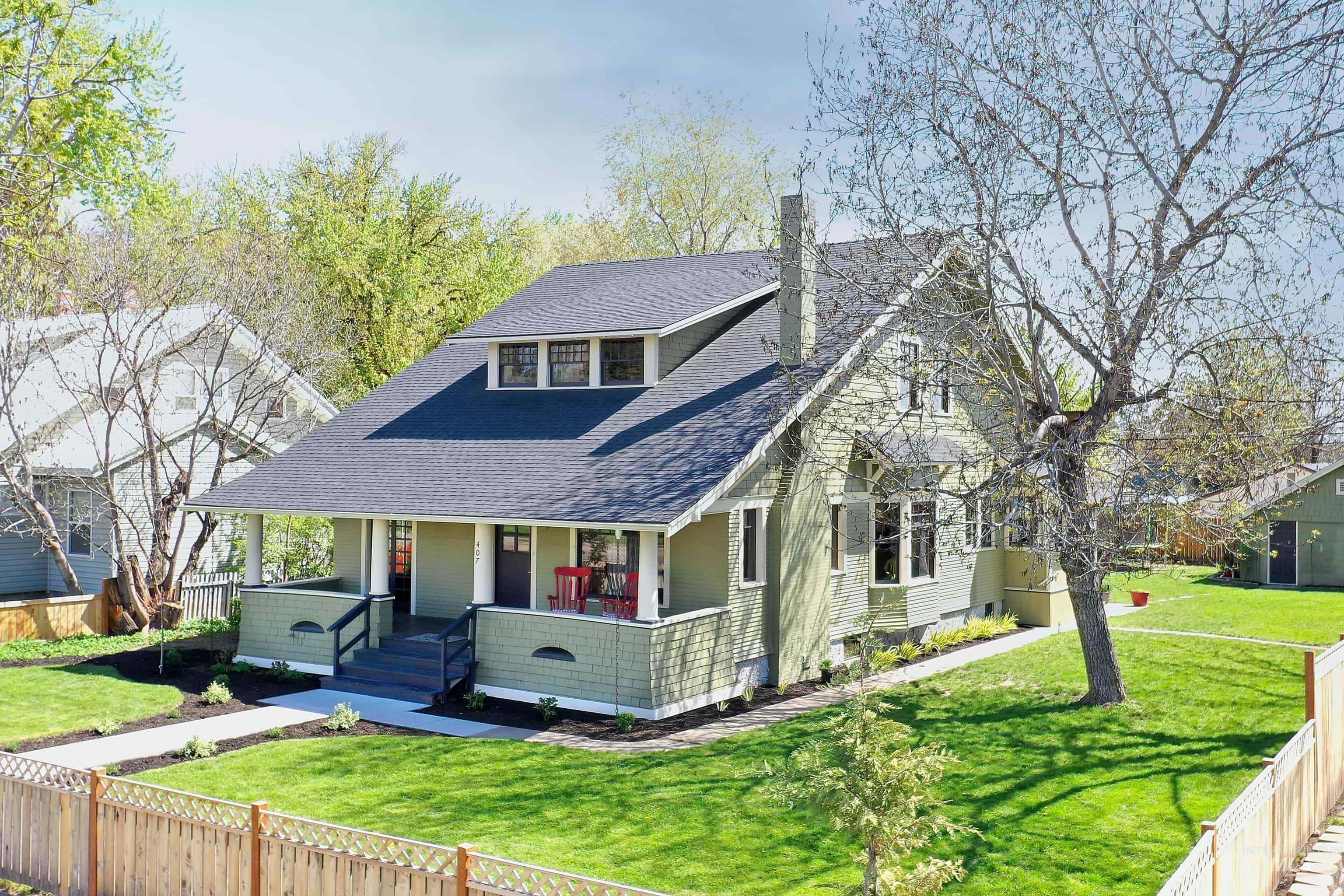 407 E Main Street, Weiser, Idaho 83672, 4 Bedrooms, 2 Bathrooms, Residential For Sale, Price $475,000,MLS 98984168