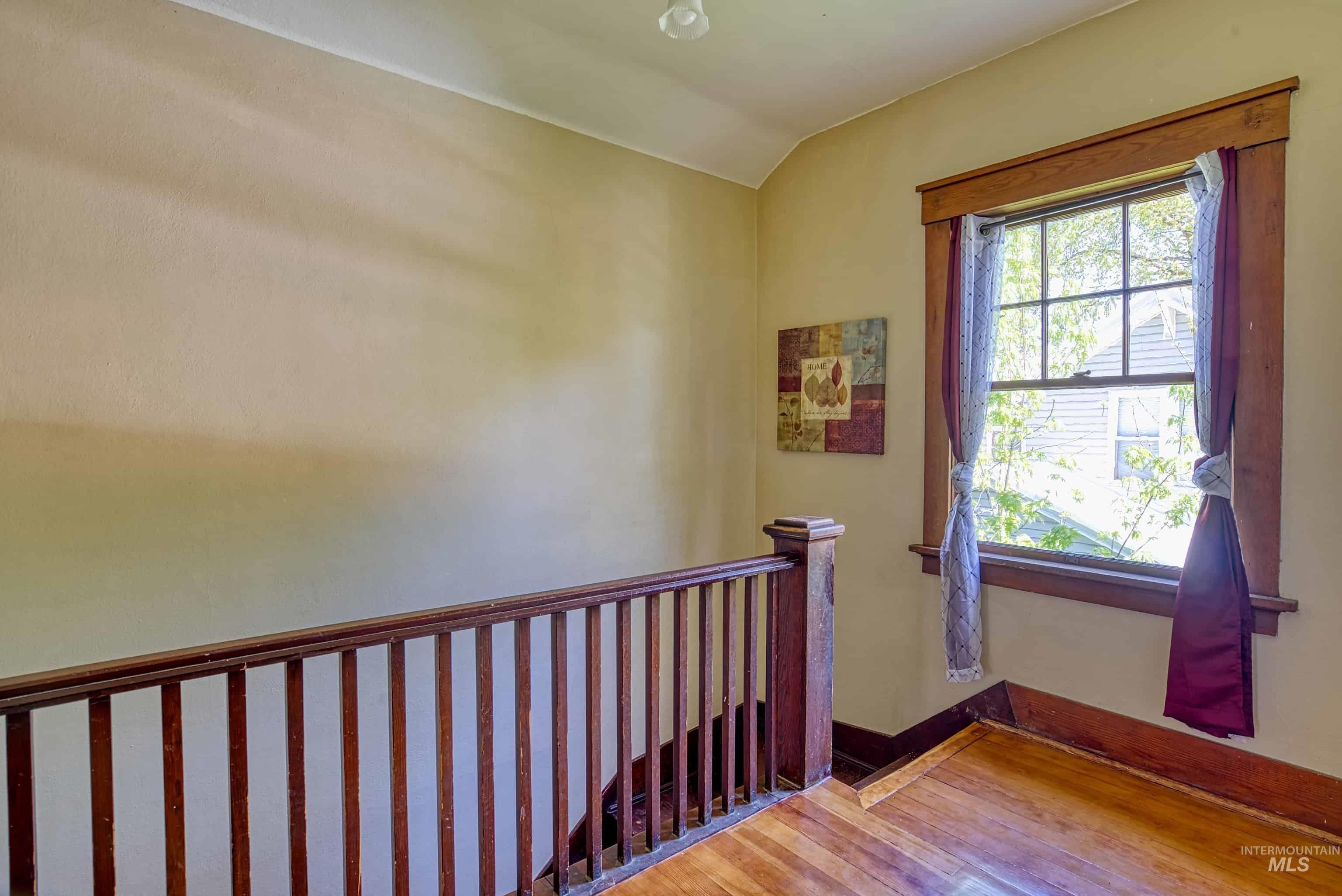 407 E Main Street, Weiser, Idaho 83672, 4 Bedrooms, 2 Bathrooms, Residential For Sale, Price $475,000,MLS 98984168