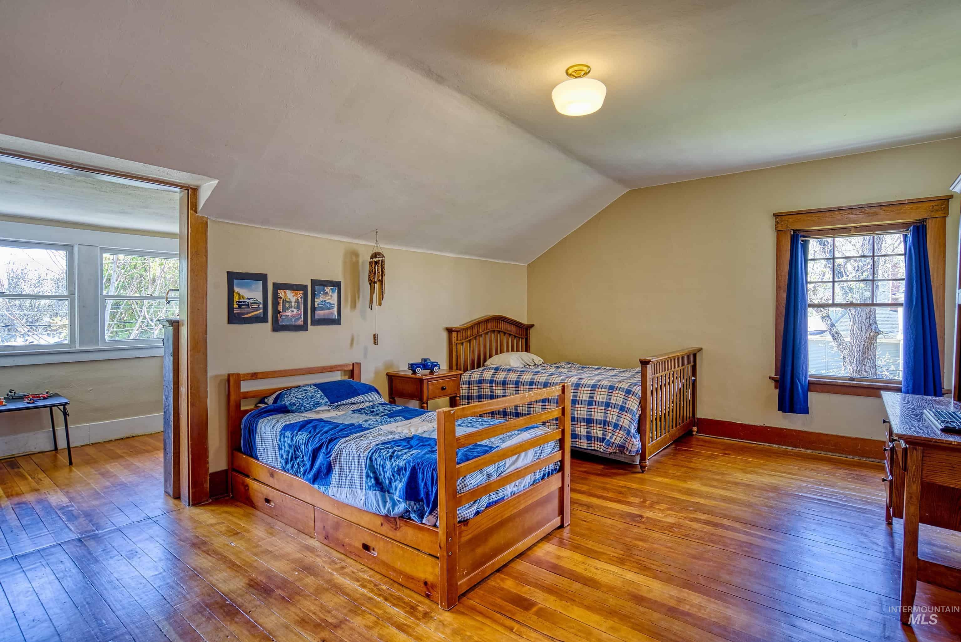 407 E Main Street, Weiser, Idaho 83672, 4 Bedrooms, 2 Bathrooms, Residential For Sale, Price $475,000,MLS 98984168