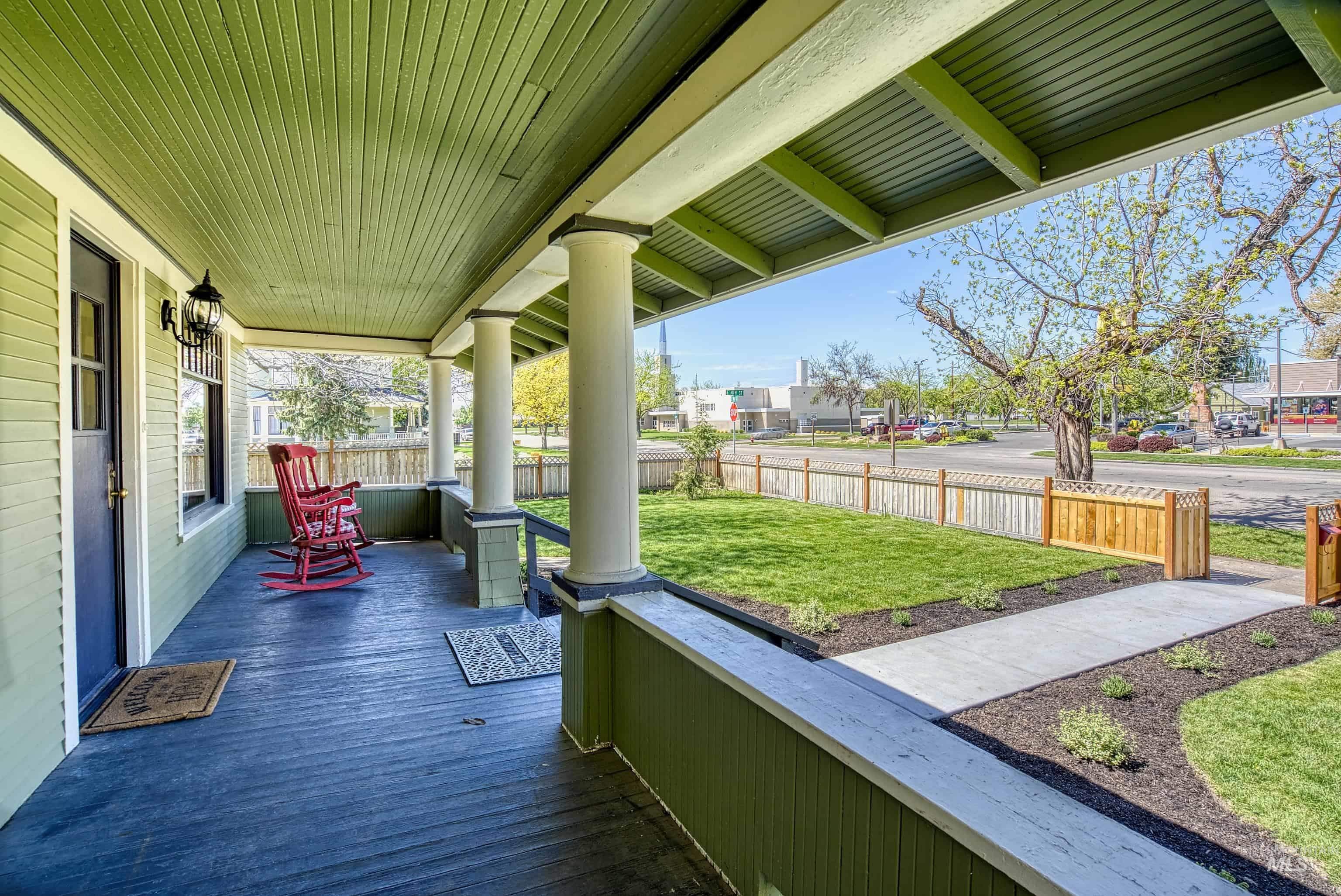 407 E Main Street, Weiser, Idaho 83672, 4 Bedrooms, 2 Bathrooms, Residential For Sale, Price $475,000,MLS 98984168