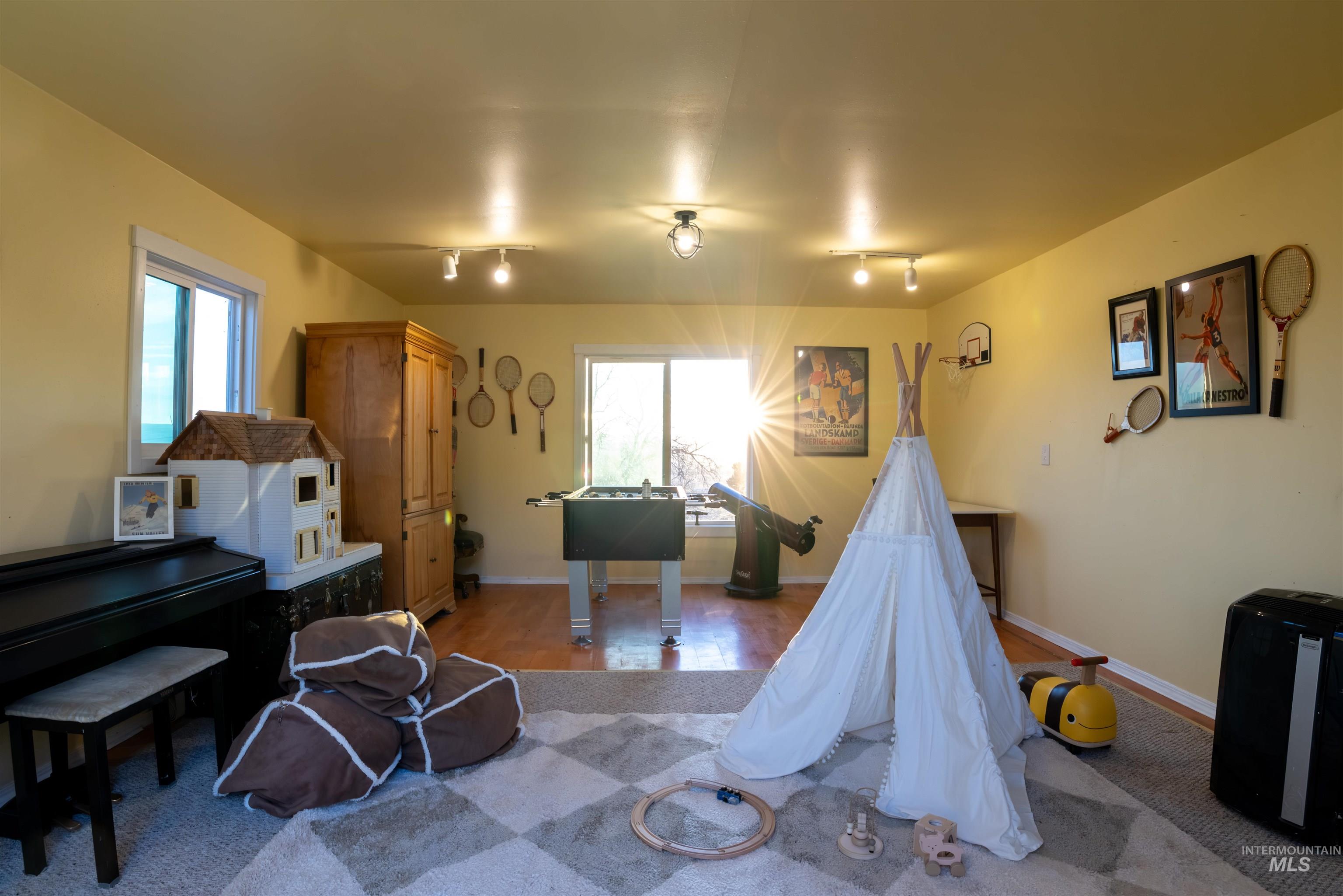 14526 Perfection Lane, Caldwell, Idaho 83607-4504, 5 Bedrooms, 3 Bathrooms, Residential For Sale, Price $849,900, 98984170