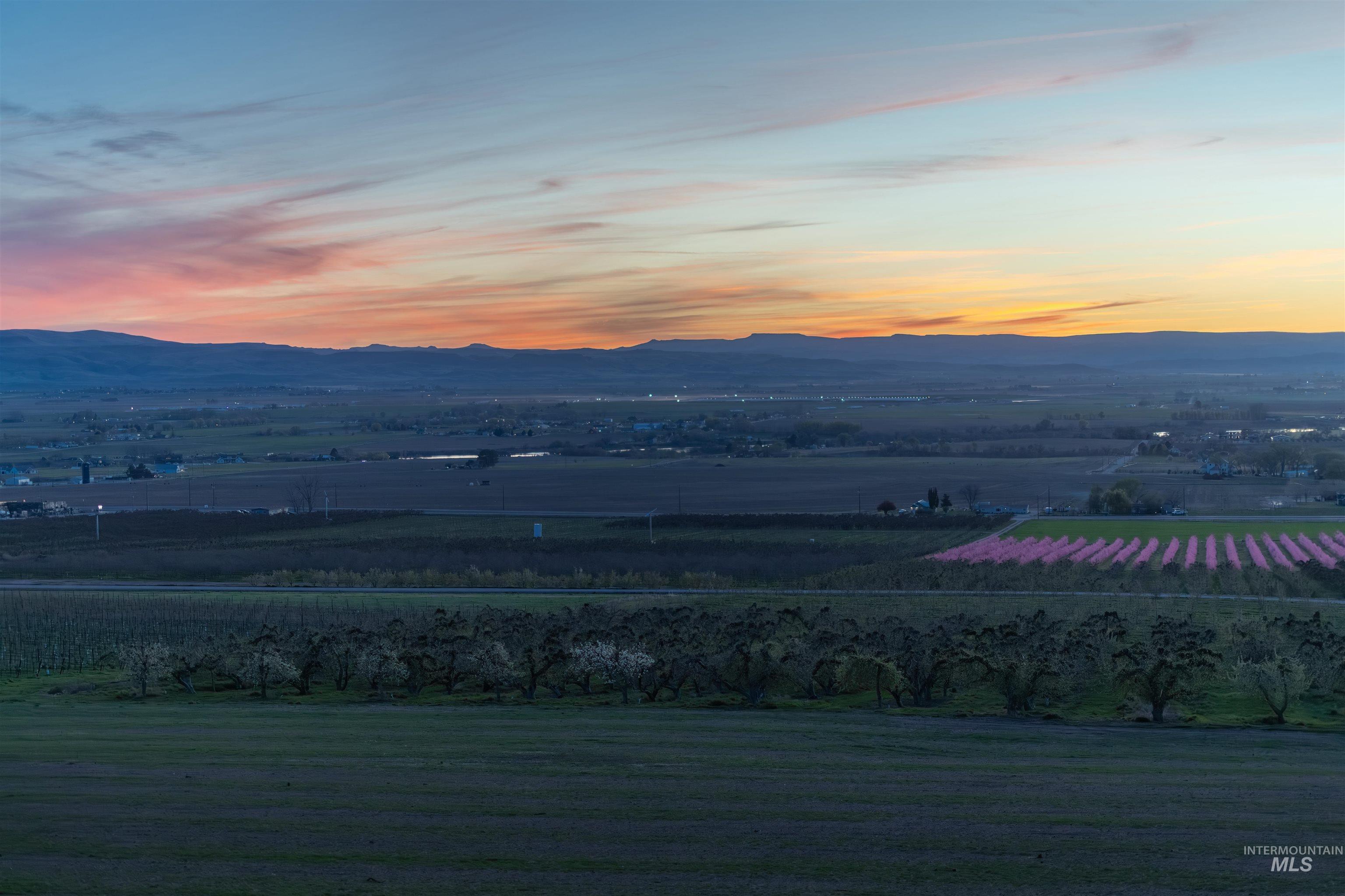 14526 Perfection Lane, Caldwell, Idaho 83607-4504, 5 Bedrooms, 3 Bathrooms, Residential For Sale, Price $849,900, 98984170