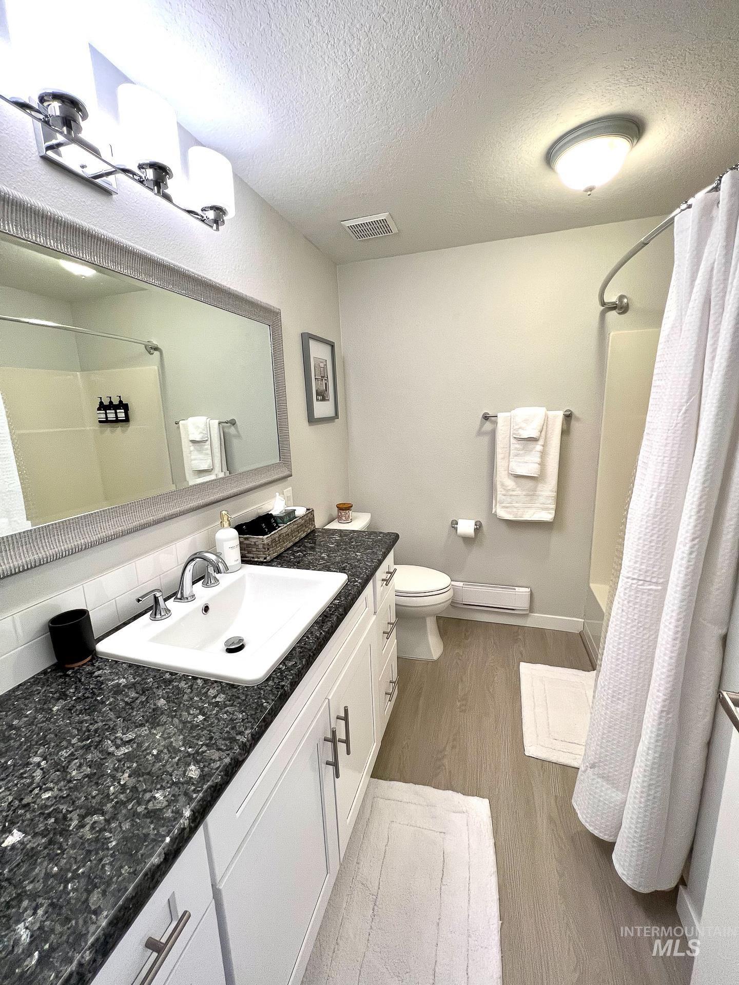 2177-2179 S Gekeler Ln, Boise, Idaho 83706, 2 Bedrooms, 1.5 Bathrooms, Residential Income For Sale, Price $724,900,MLS 98984171