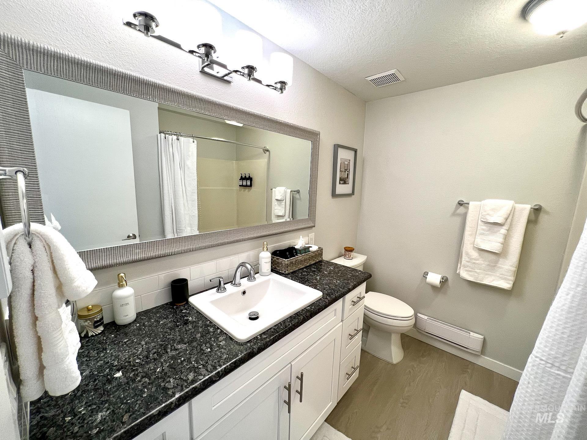 2177-2179 S Gekeler Ln, Boise, Idaho 83706, 2 Bedrooms, 1.5 Bathrooms, Residential Income For Sale, Price $699,000, 98984171