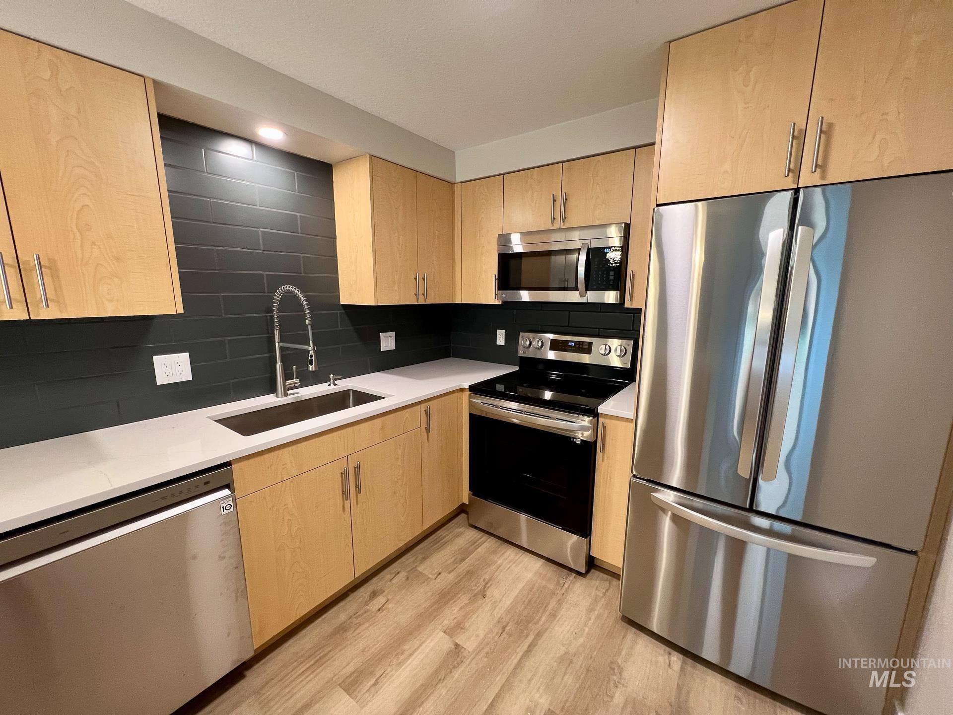 2177-2179 S Gekeler Ln, Boise, Idaho 83706, 2 Bedrooms, 1.5 Bathrooms, Residential Income For Sale, Price $724,900,MLS 98984171