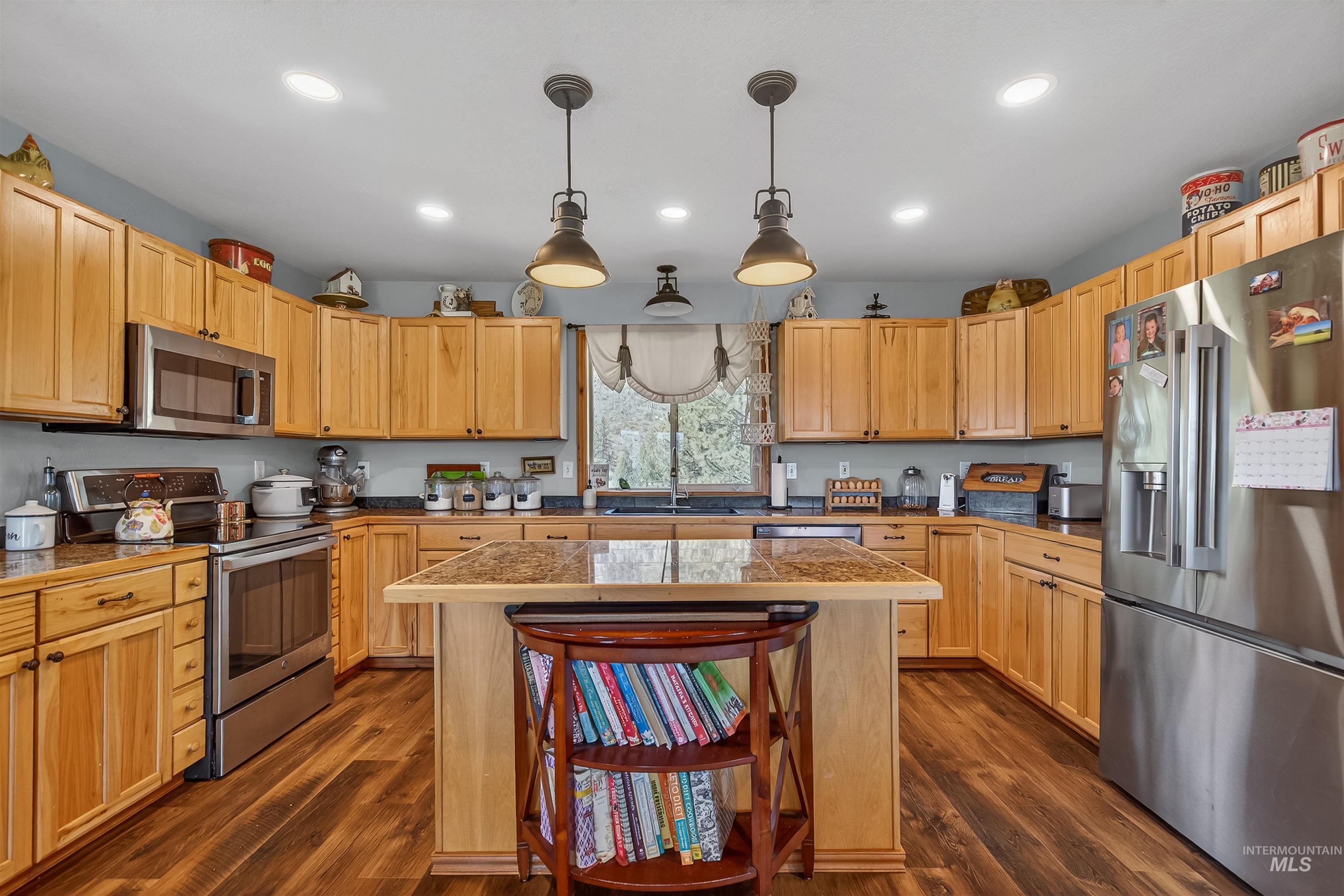 3238 Hwy 64, Kamiah, Idaho 83536, 3 Bedrooms, 3 Bathrooms, Residential For Sale, Price $749,000, 98984174