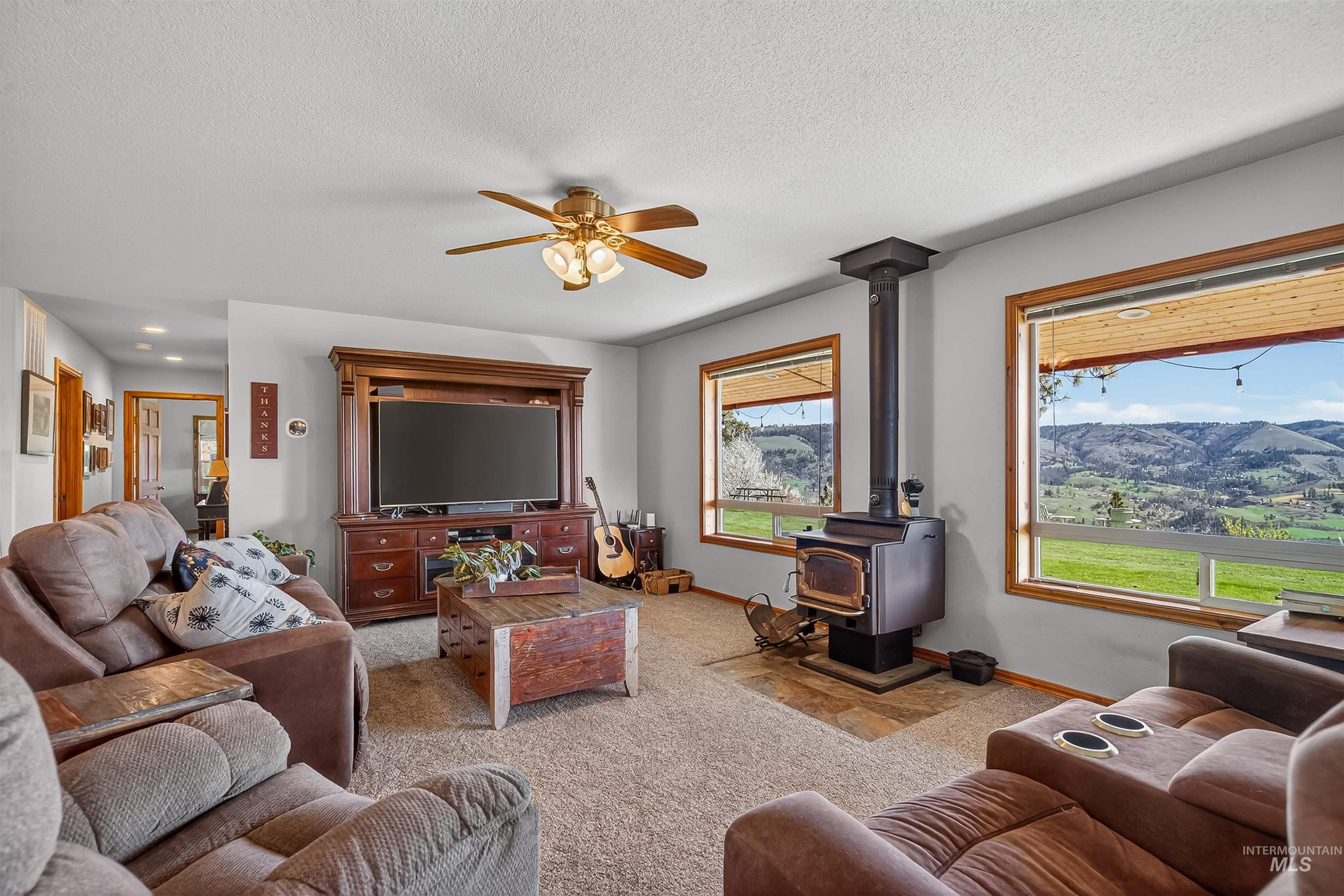 3238 Hwy 64, Kamiah, Idaho 83536, 3 Bedrooms, 3 Bathrooms, Residential For Sale, Price $749,000, 98984174