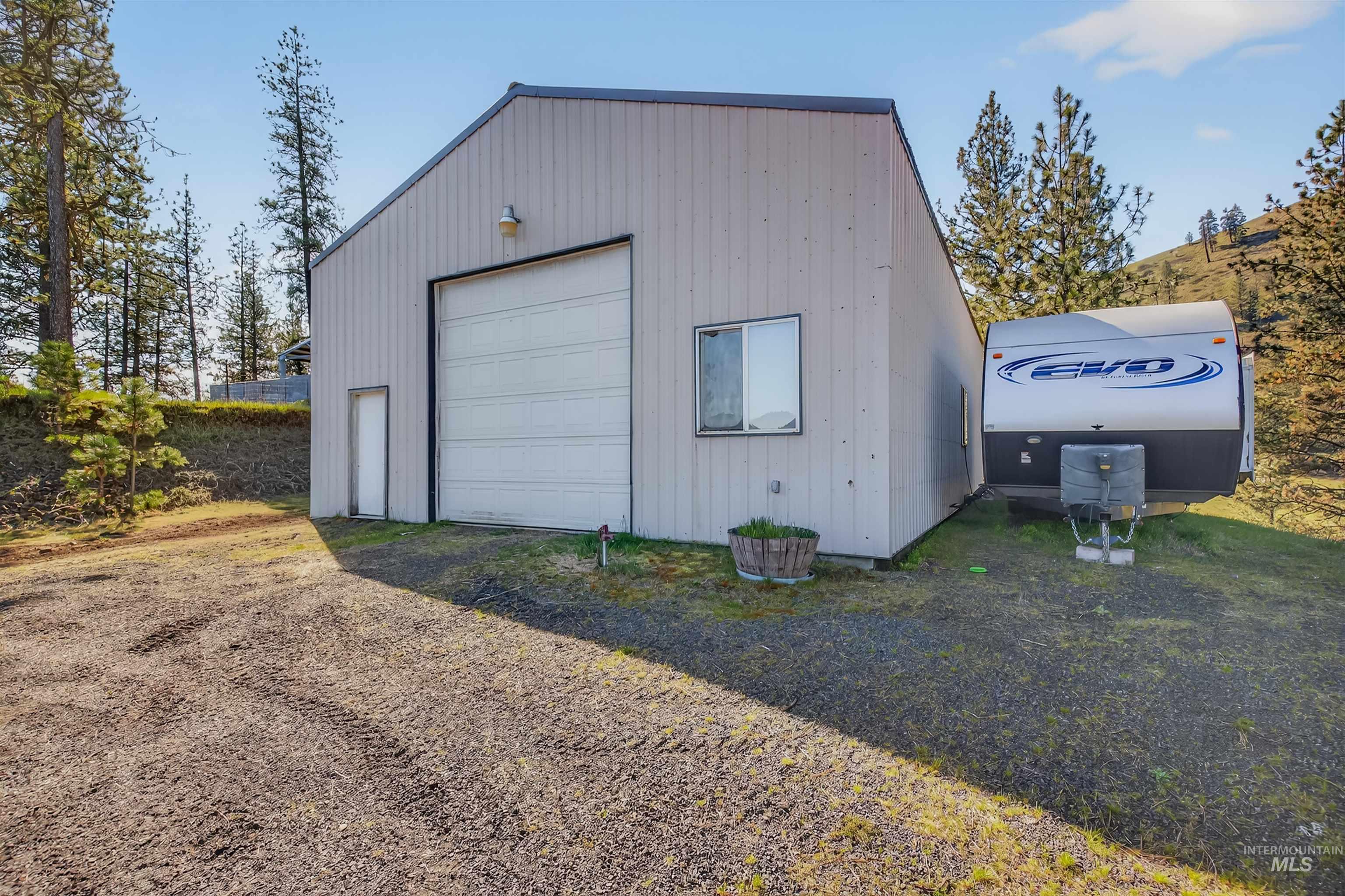 3238 Hwy 64, Kamiah, Idaho 83536, 3 Bedrooms, 3 Bathrooms, Residential For Sale, Price $749,000, 98984174