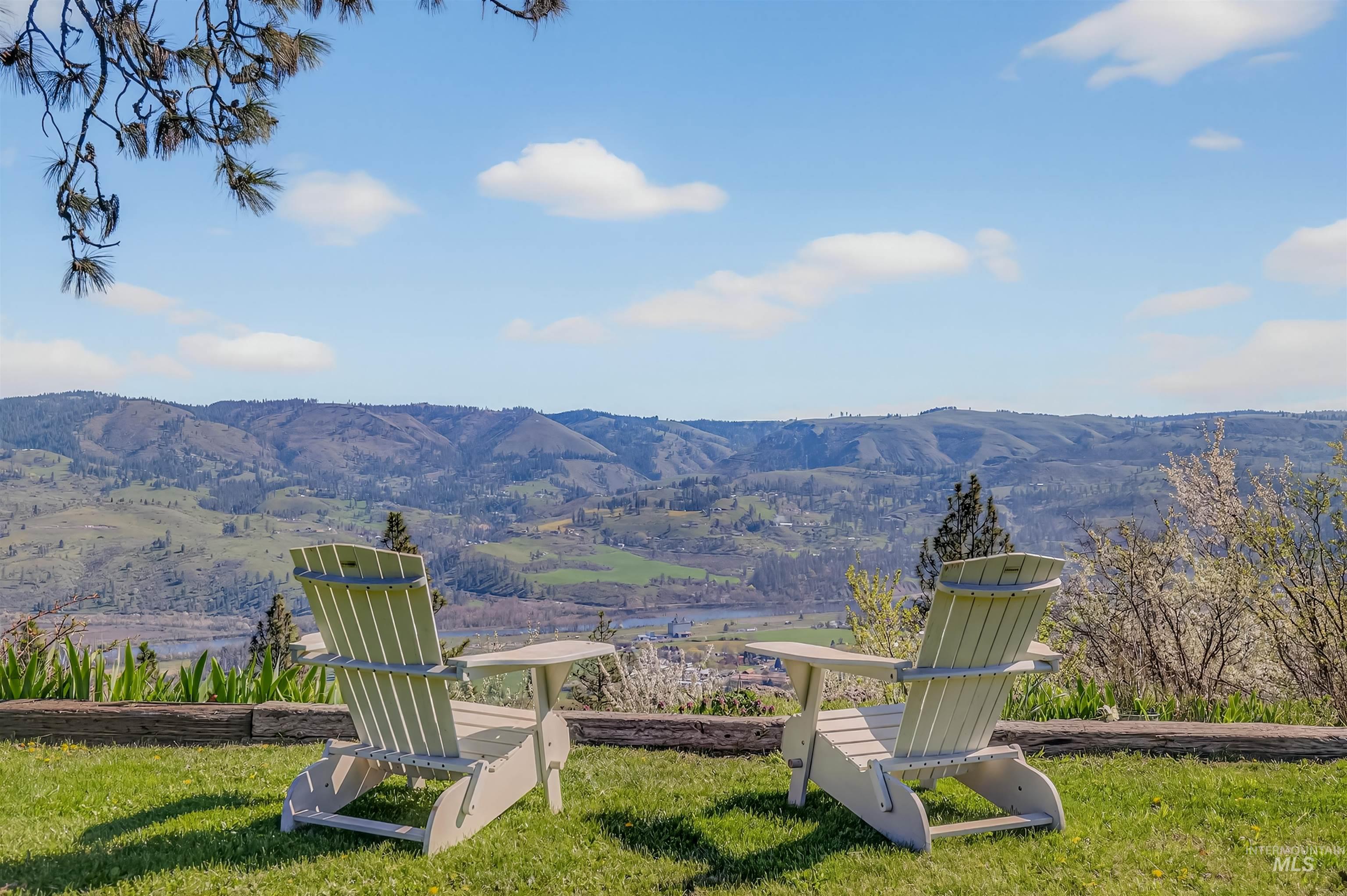 3238 Hwy 64, Kamiah, Idaho 83536, 3 Bedrooms, 3 Bathrooms, Residential For Sale, Price $749,000, 98984174