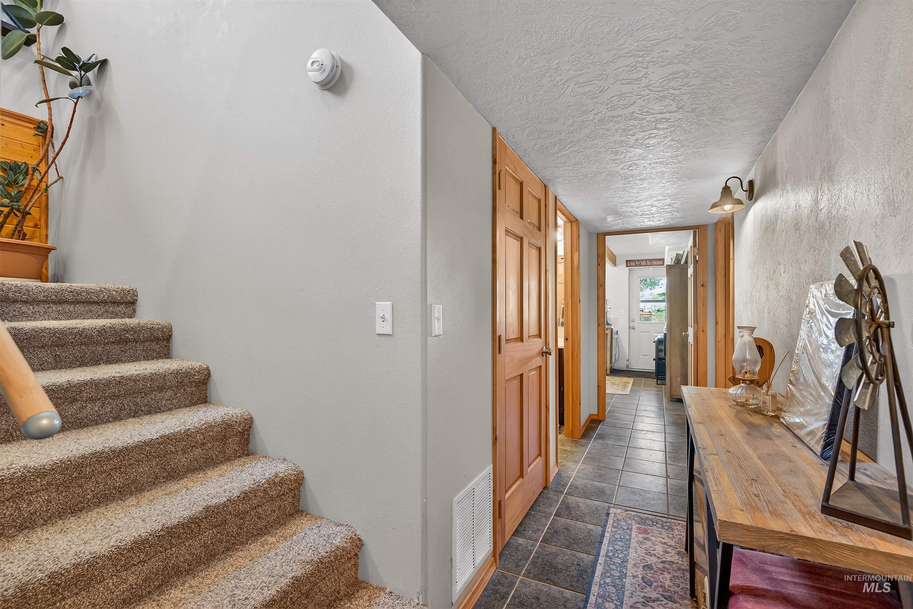 3238 Hwy 64, Kamiah, Idaho 83536, 3 Bedrooms, 3 Bathrooms, Residential For Sale, Price $749,000, 98984174