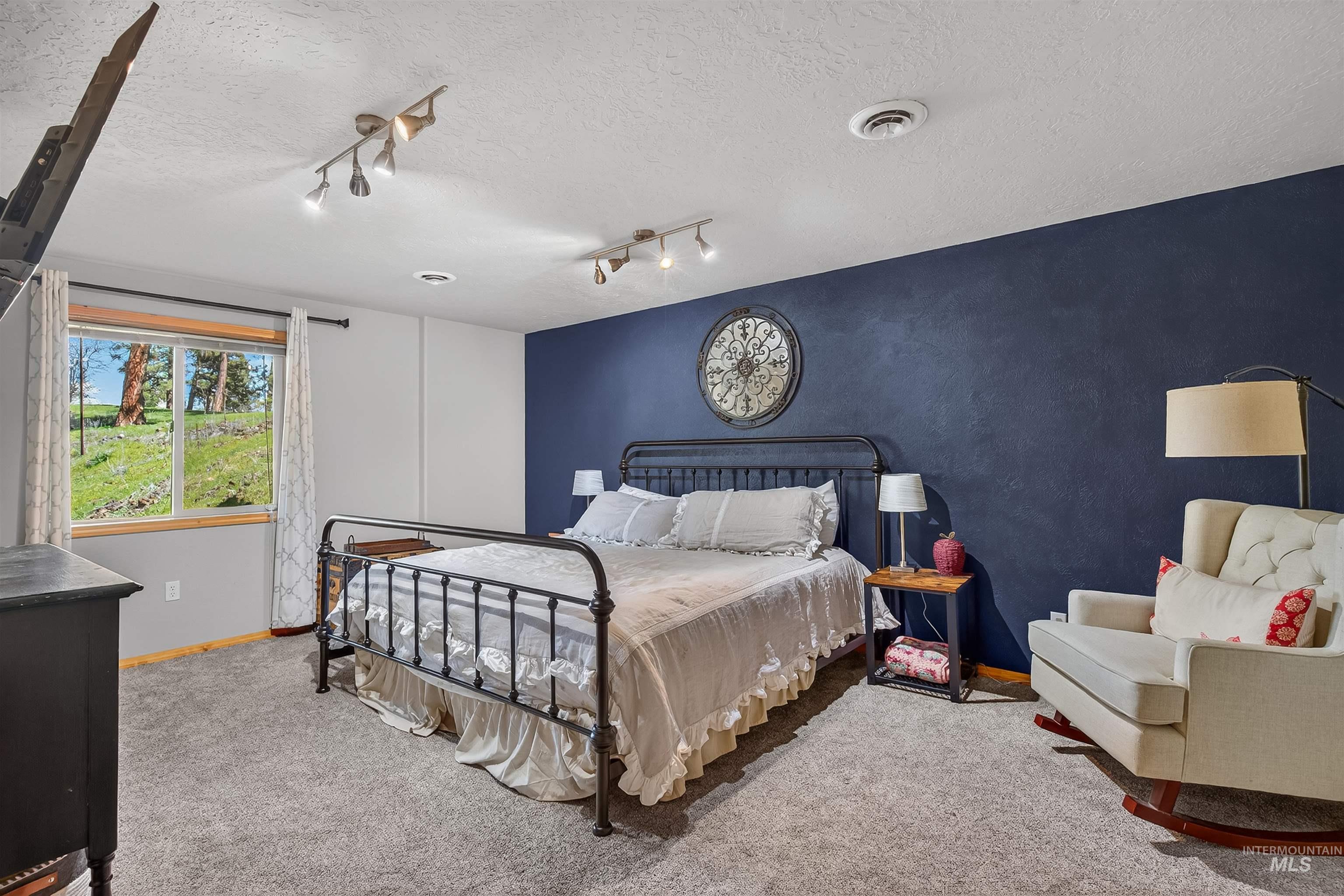 3238 Hwy 64, Kamiah, Idaho 83536, 3 Bedrooms, 3 Bathrooms, Residential For Sale, Price $749,000, 98984174