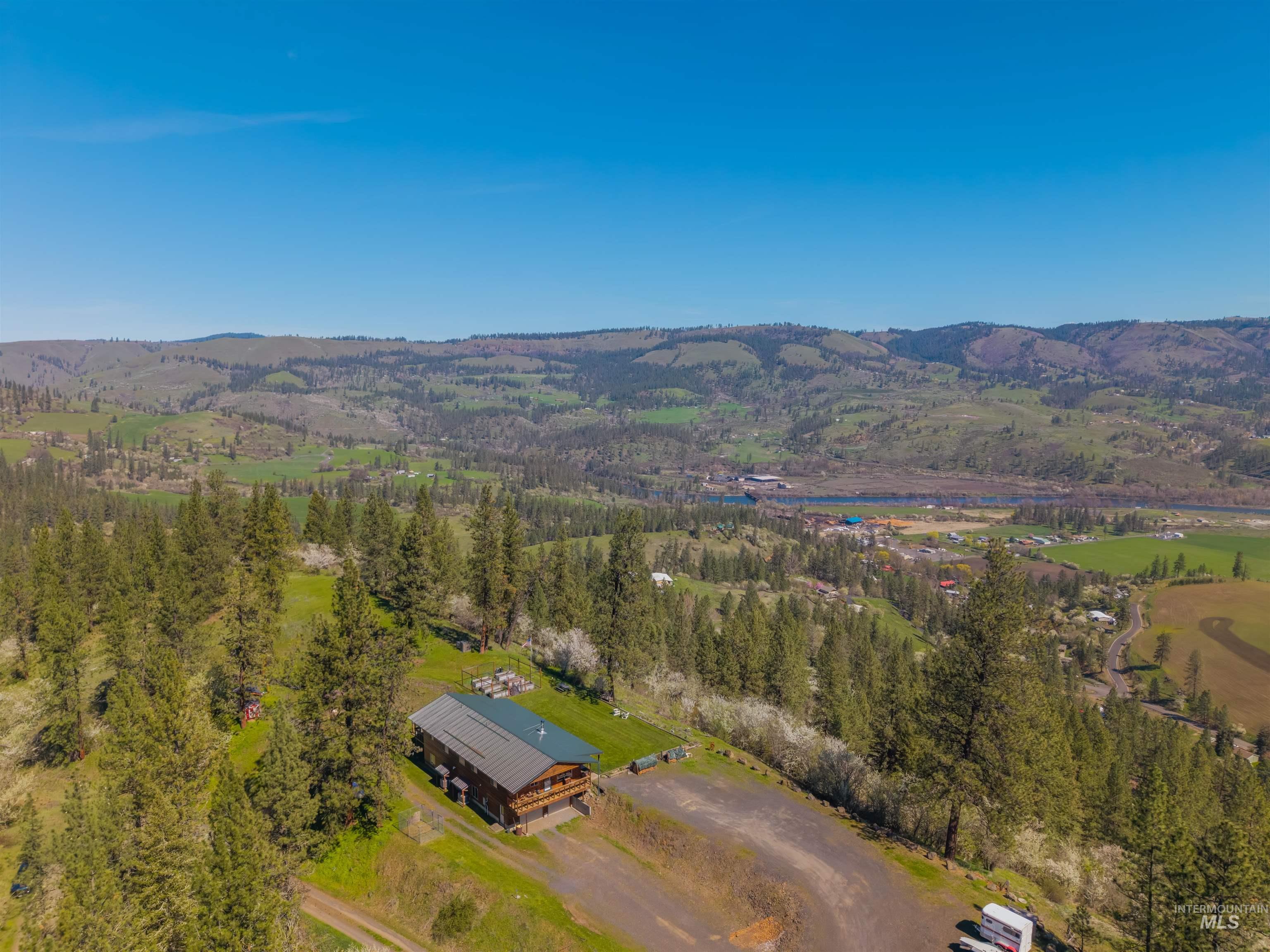 3238 Hwy 64, Kamiah, Idaho 83536, 3 Bedrooms, 3 Bathrooms, Residential For Sale, Price $749,000, 98984174