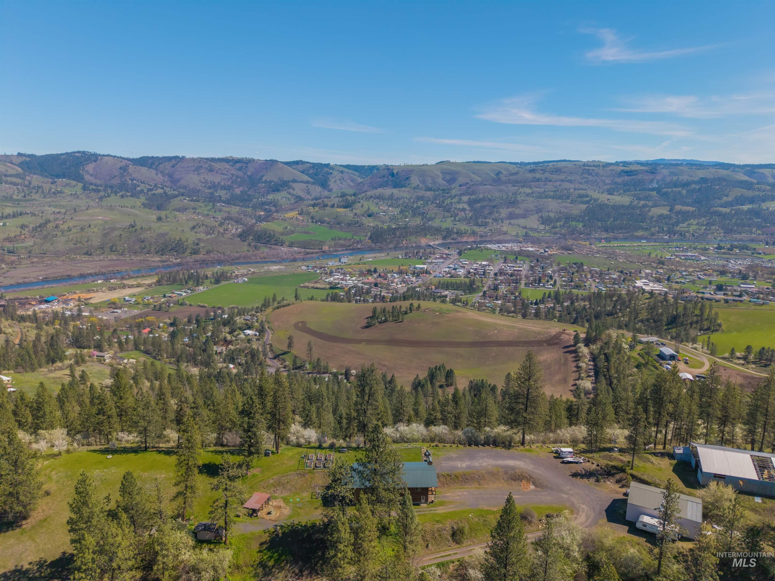 3238 Hwy 64, Kamiah, Idaho 83536, 3 Bedrooms, 3 Bathrooms, Residential For Sale, Price $749,000, 98984174