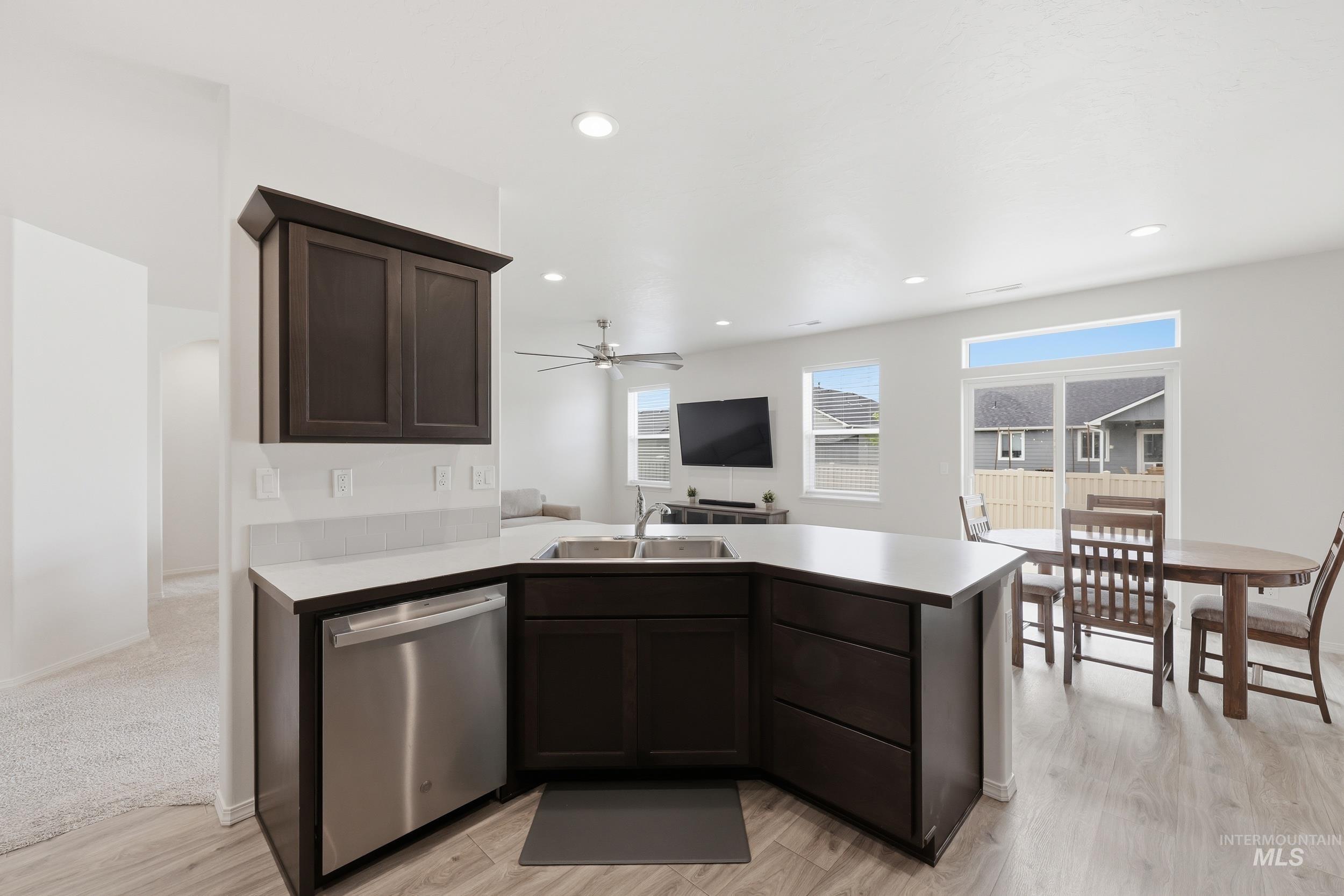 4797 E Grassway Dr, Nampa, Idaho 83686, 3 Bedrooms, 2 Bathrooms, Residential For Sale, Price $422,000,MLS 98984175